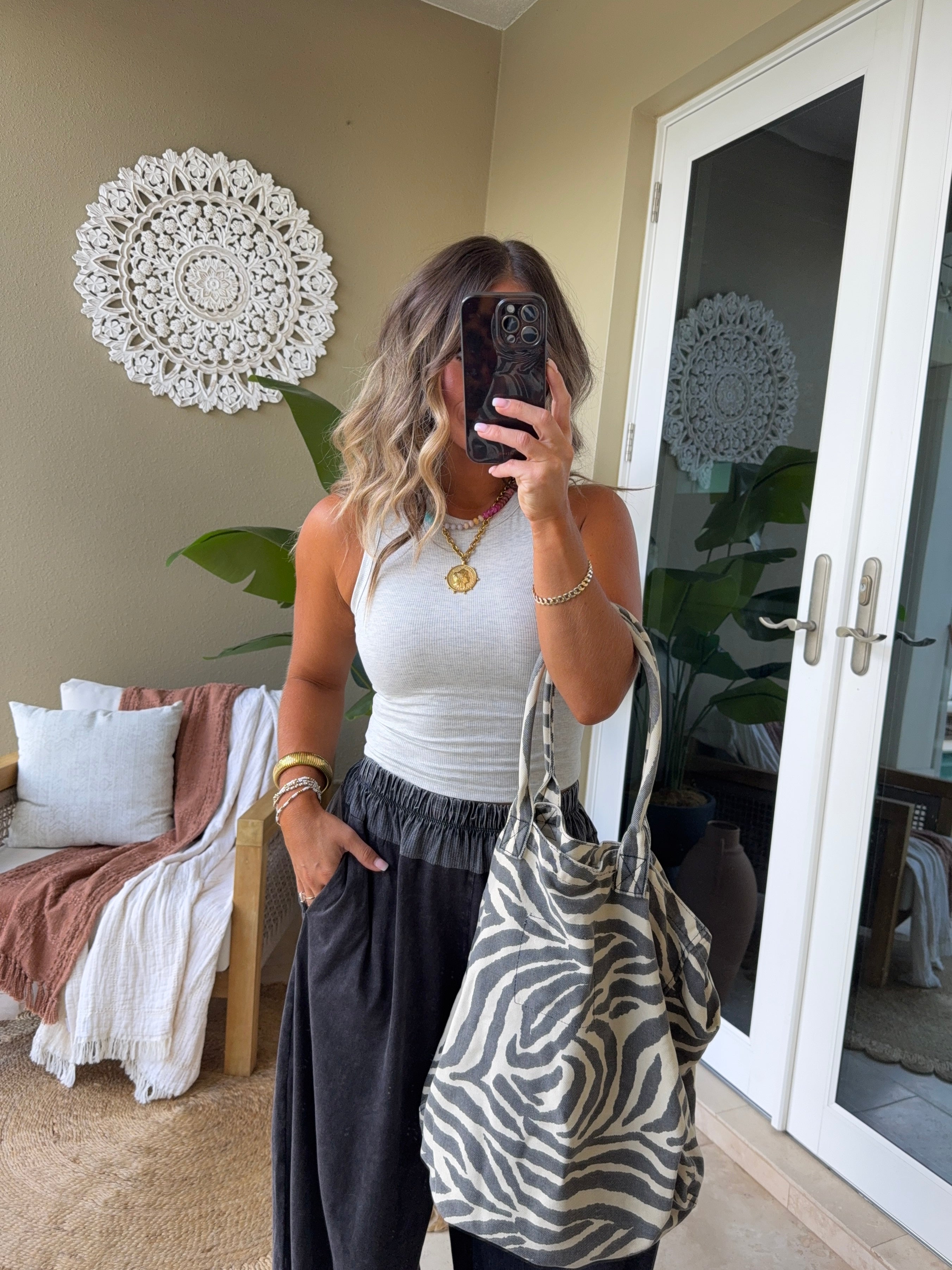 For the Moment Ribbed Tank Light Grey