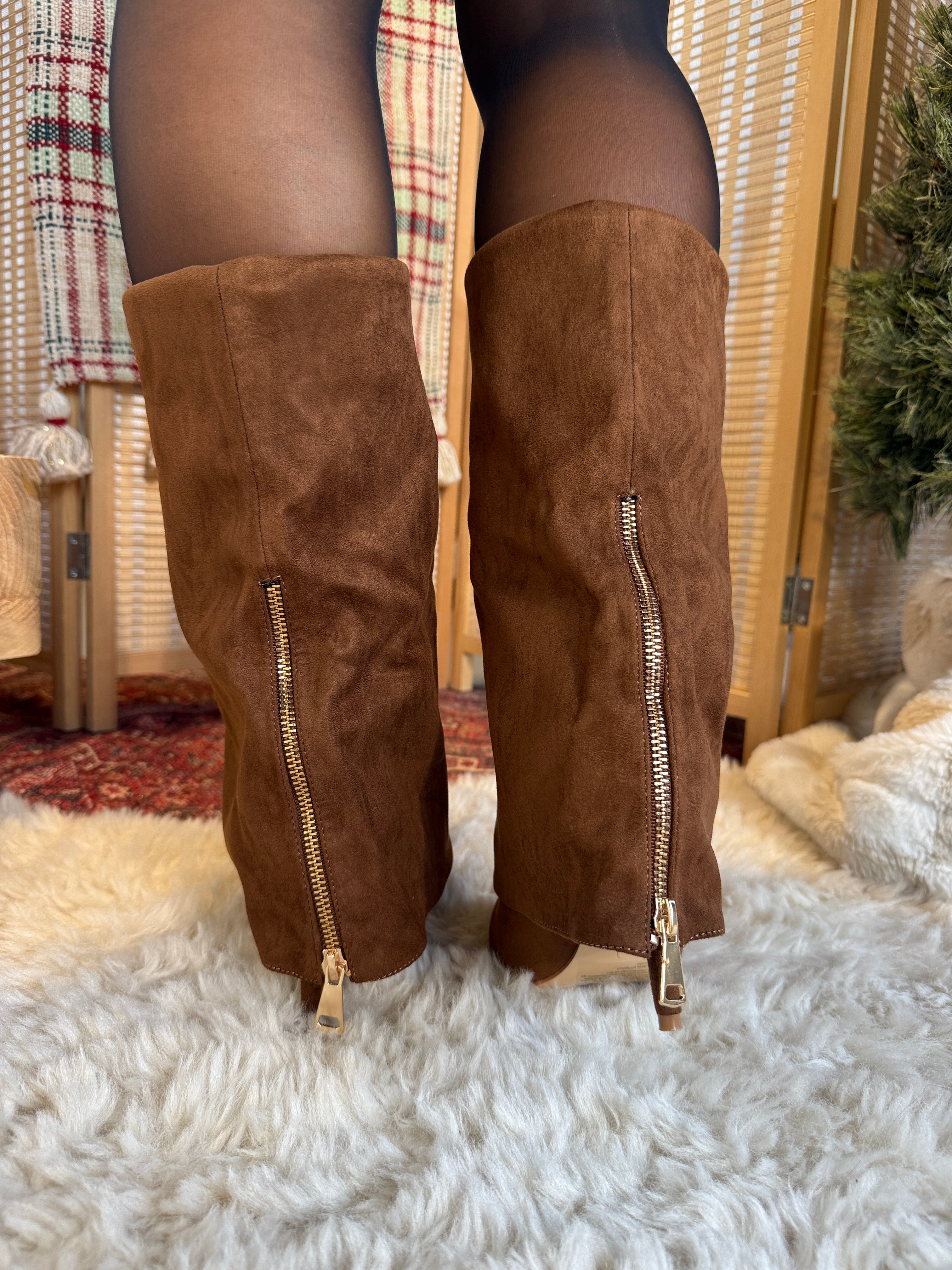 Keaton Suede Boots Brown