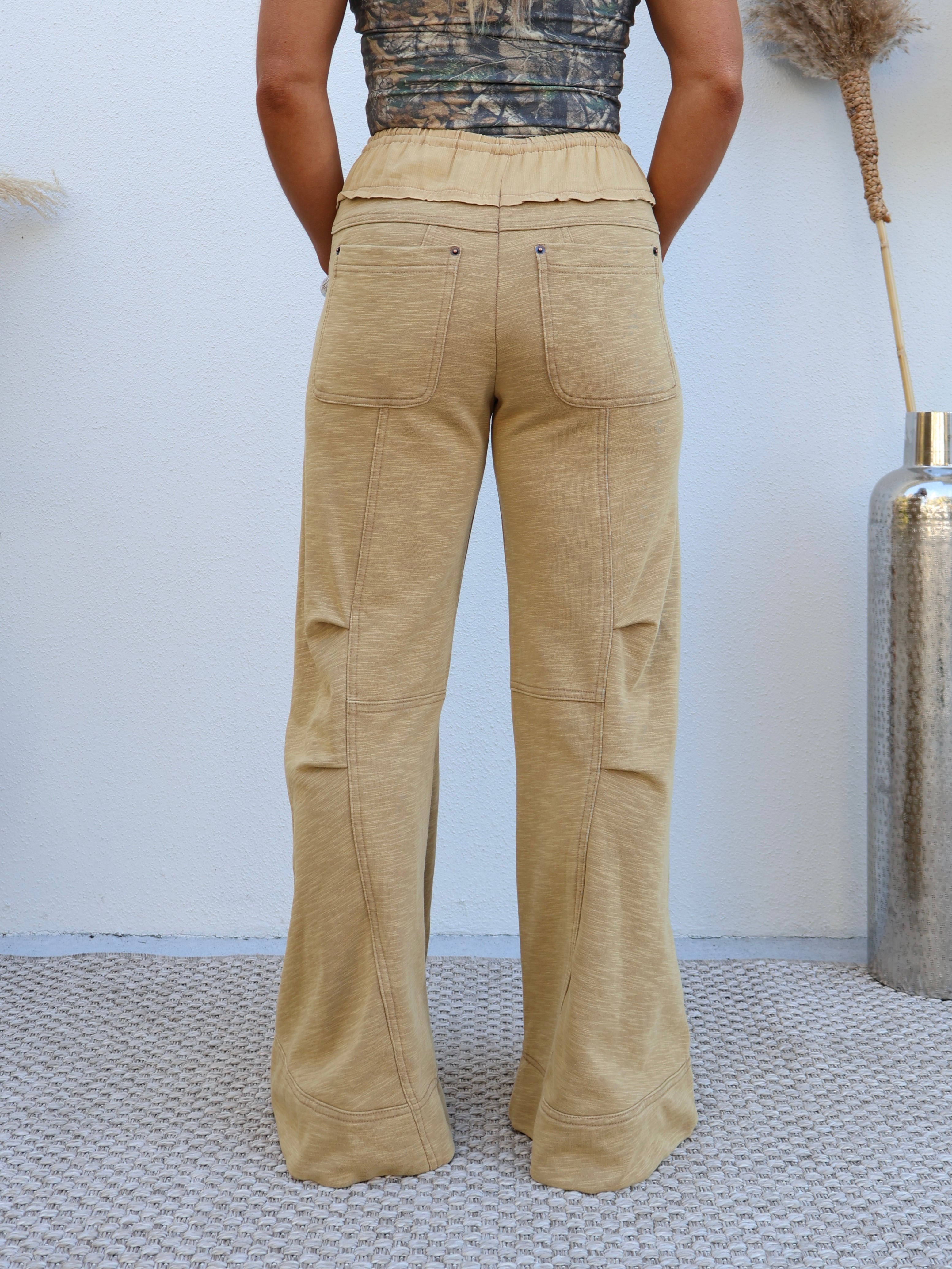 Barefoot in Bloom Pants Khaki