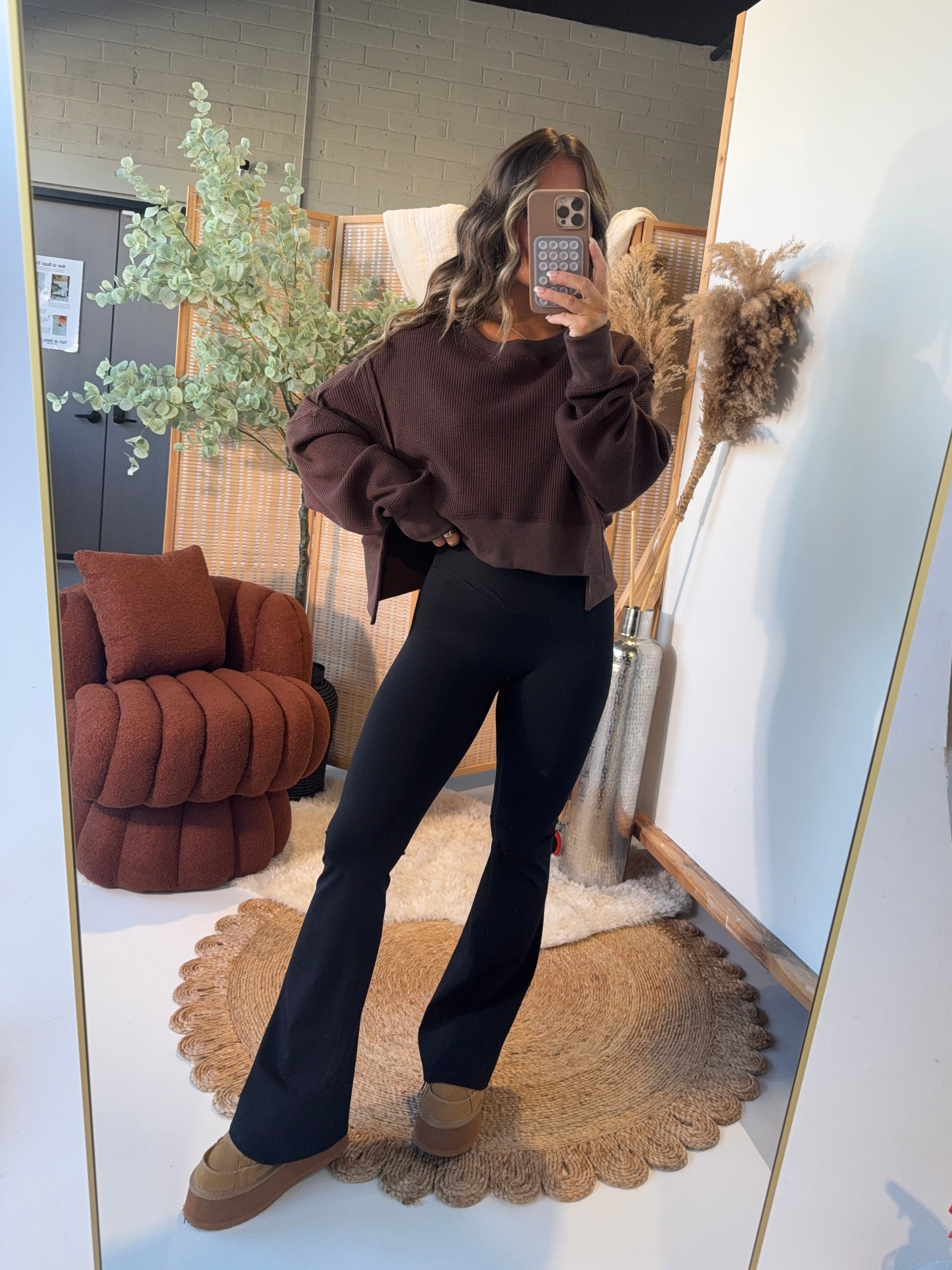 Cross Me Crossover Flares Black