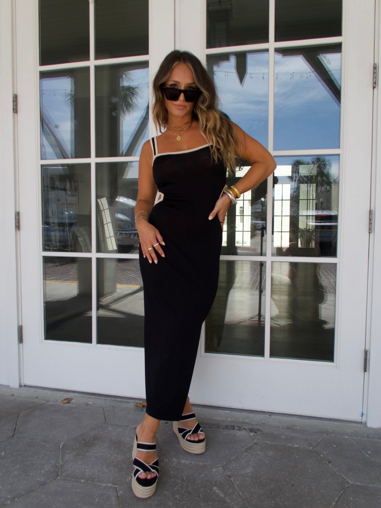 Beachside Contrast Knit Midi Dress Black