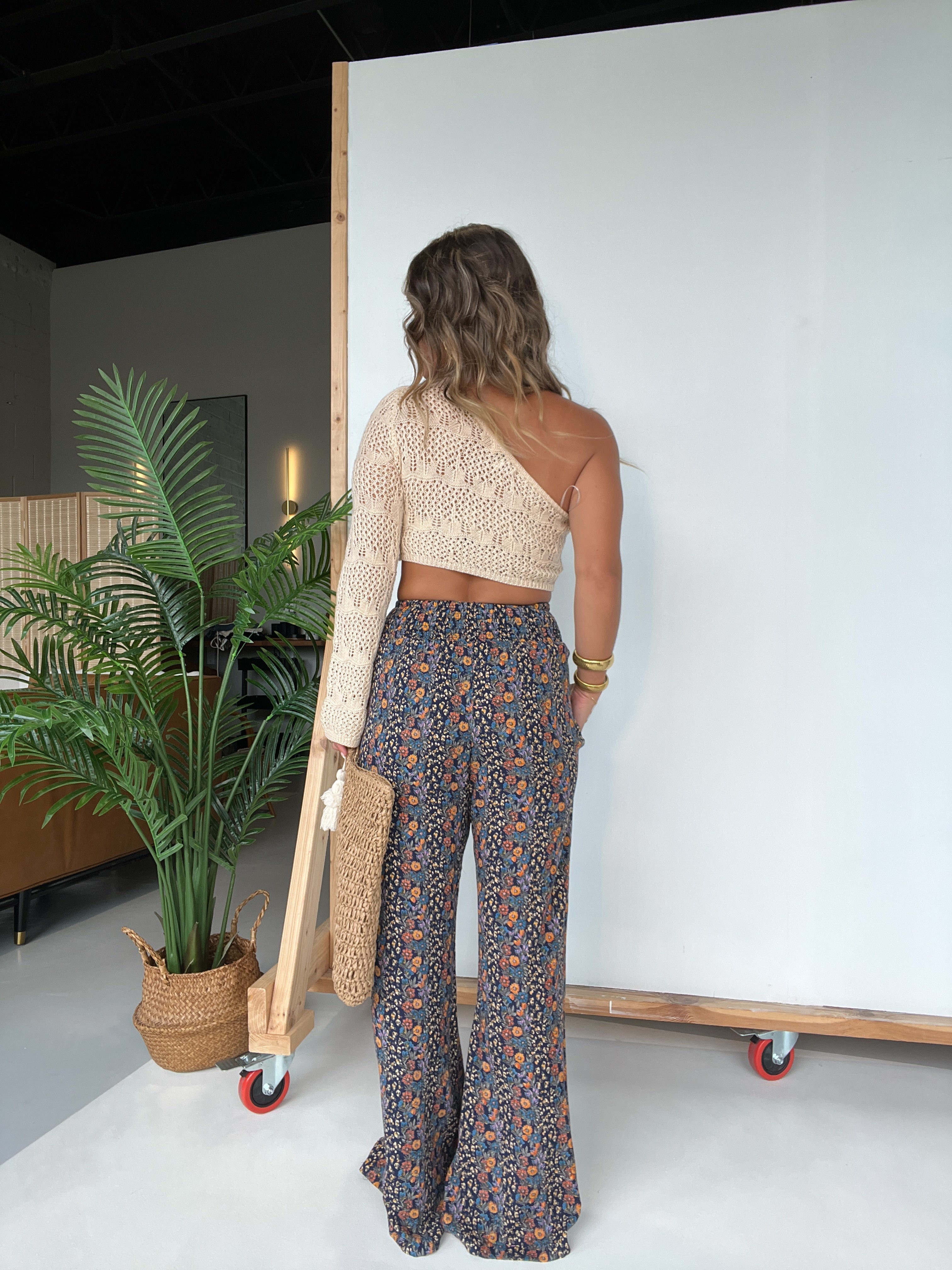 Dark Cove Floral Pants Navy