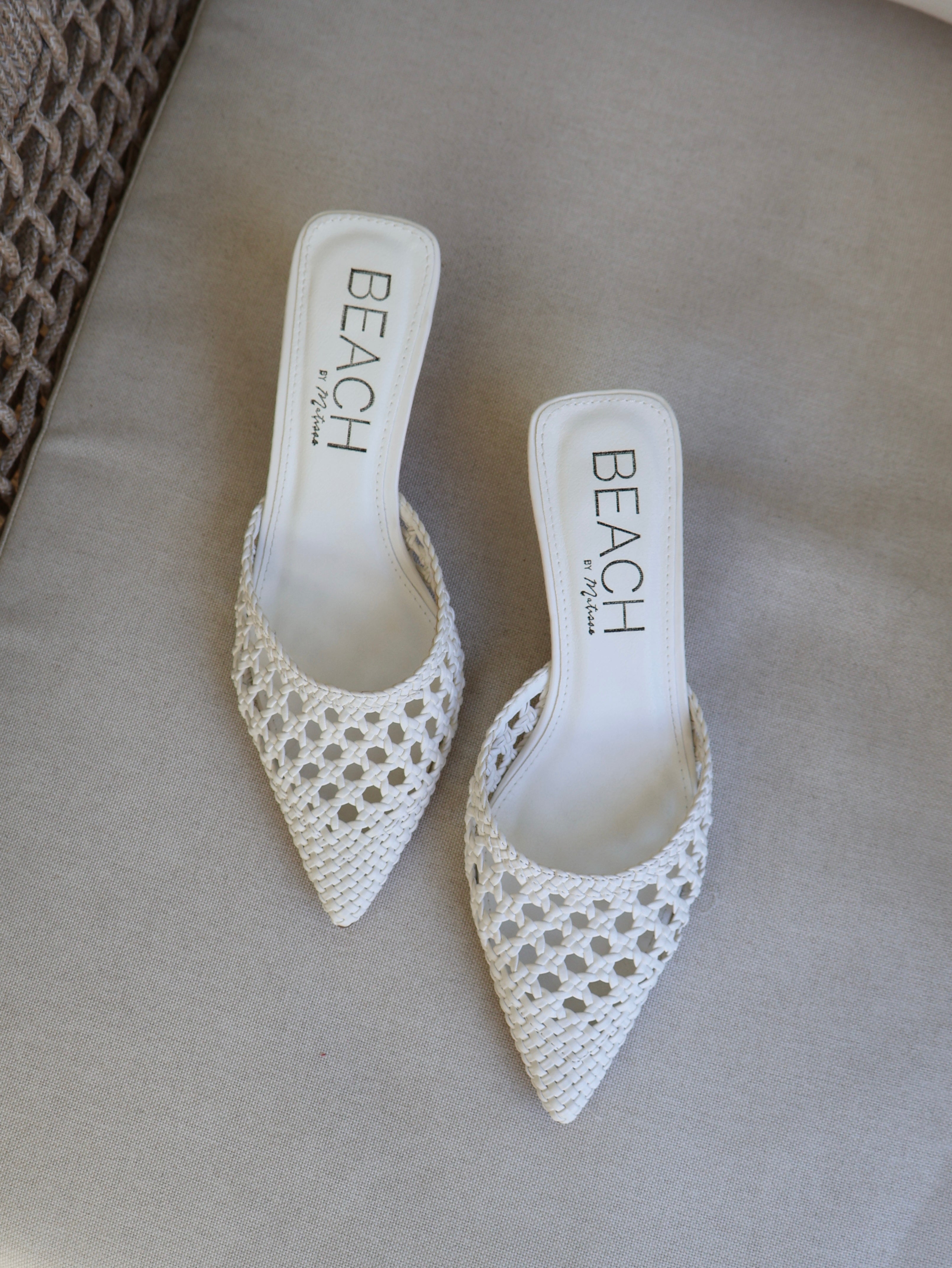 Tia Pointed Kitten Heels White