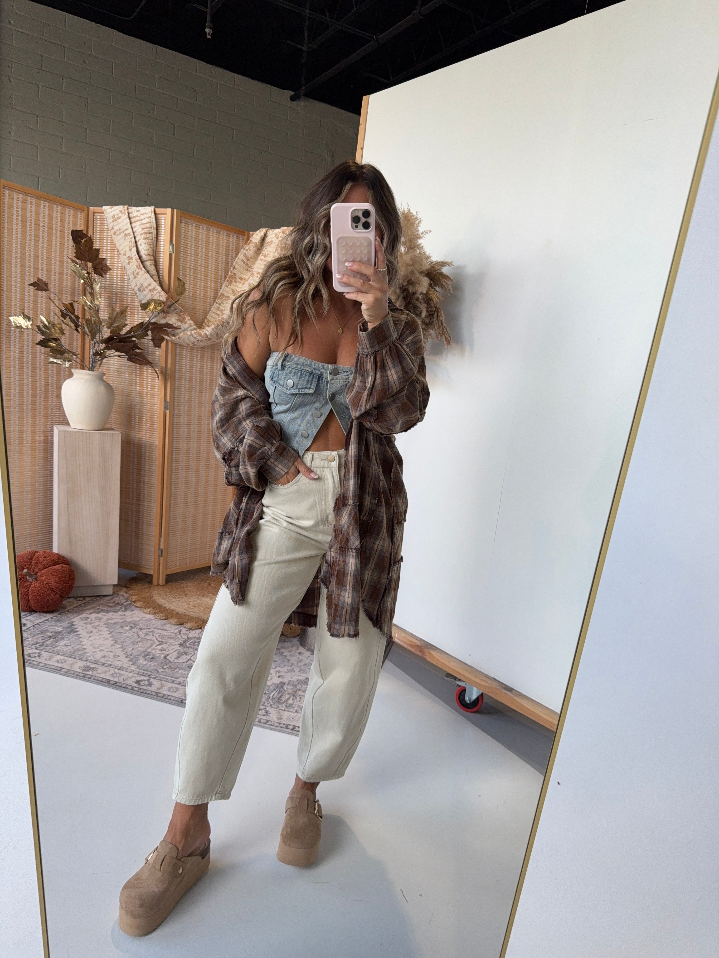 Cinnamon Bark Mom Barrel Jeans Beige