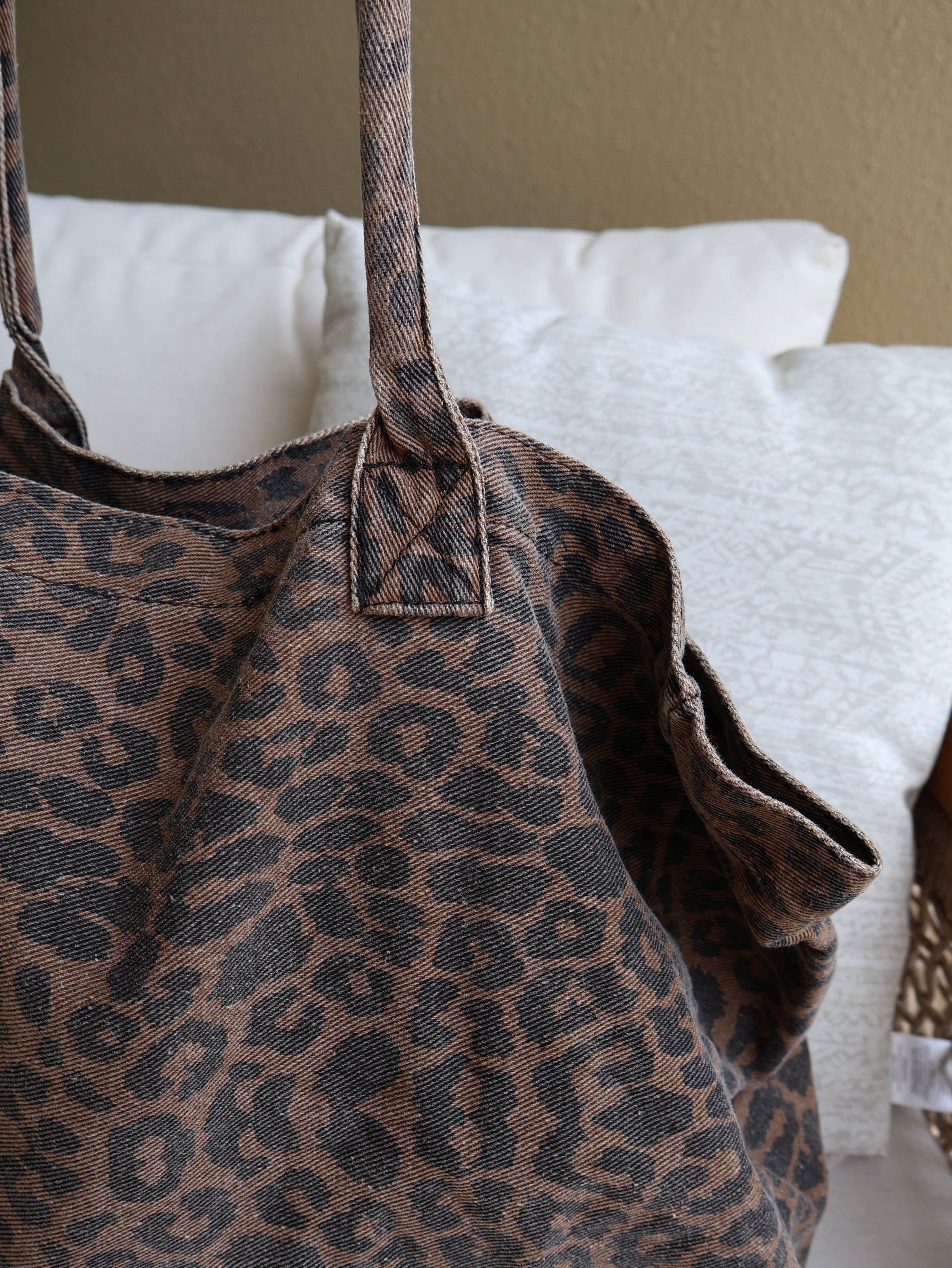 Calico Tote Bag Cheetah