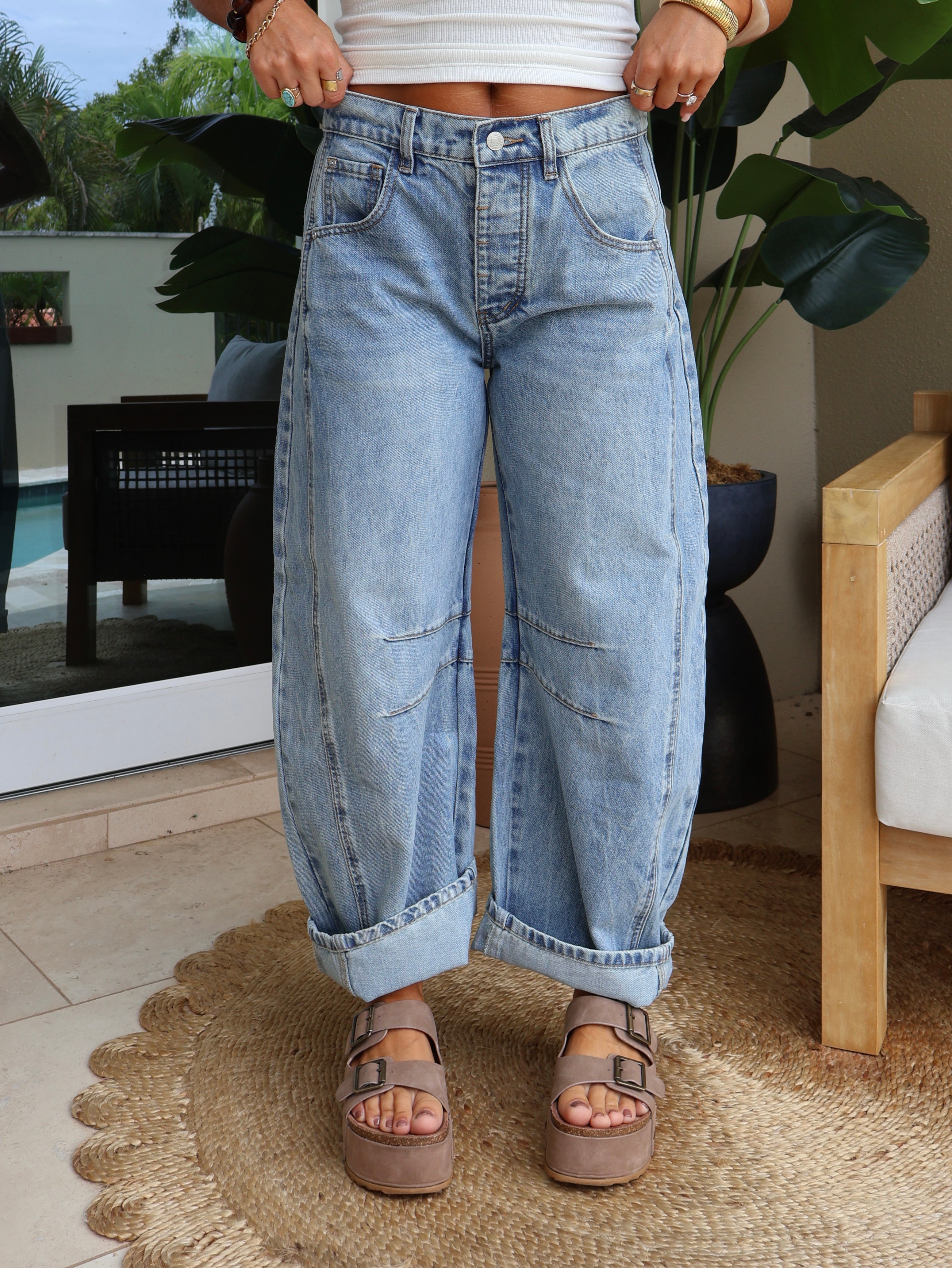 Gracie Barrel Washed Denim Jeans Light
