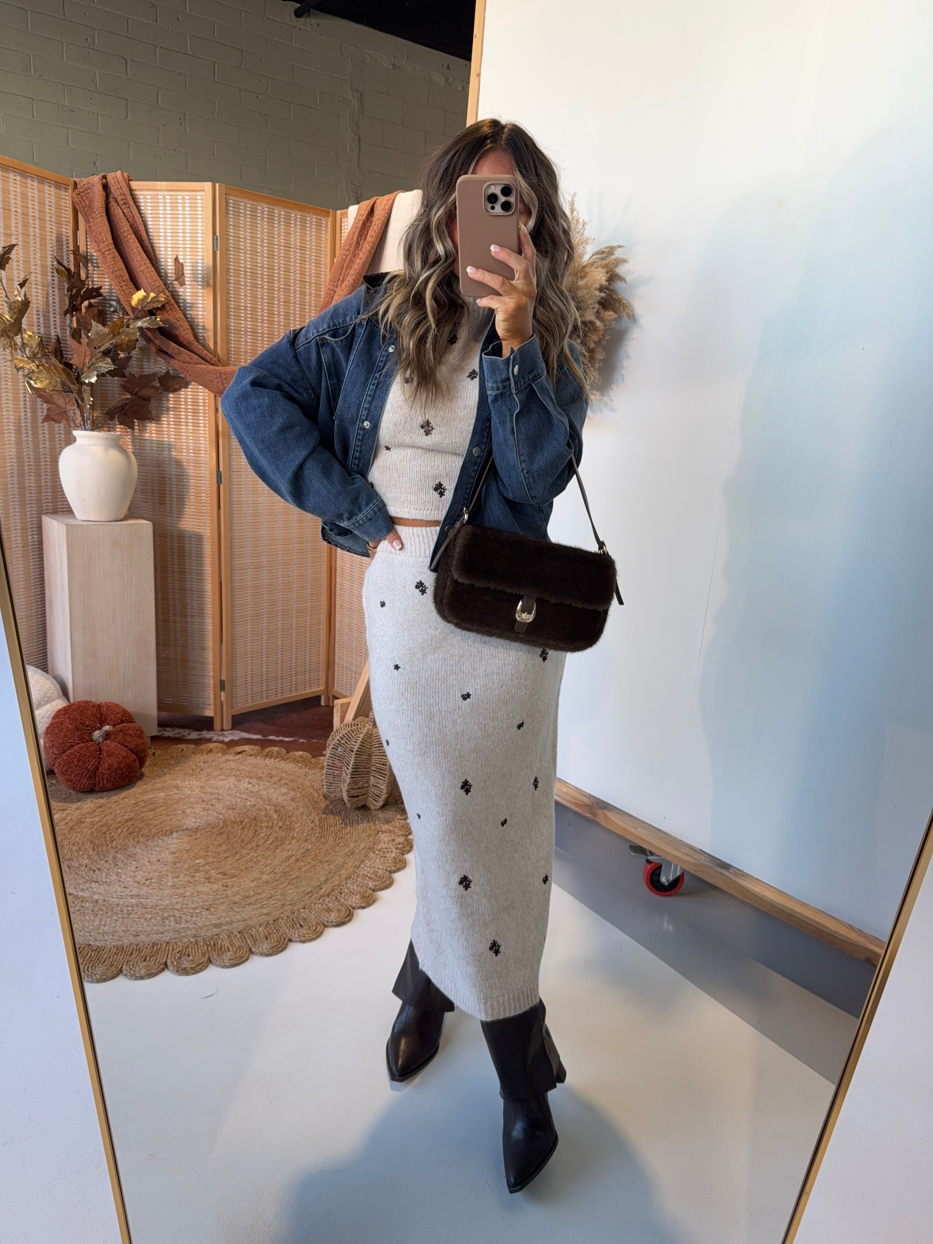 Graceful Timing Skirt Set Oatmeal