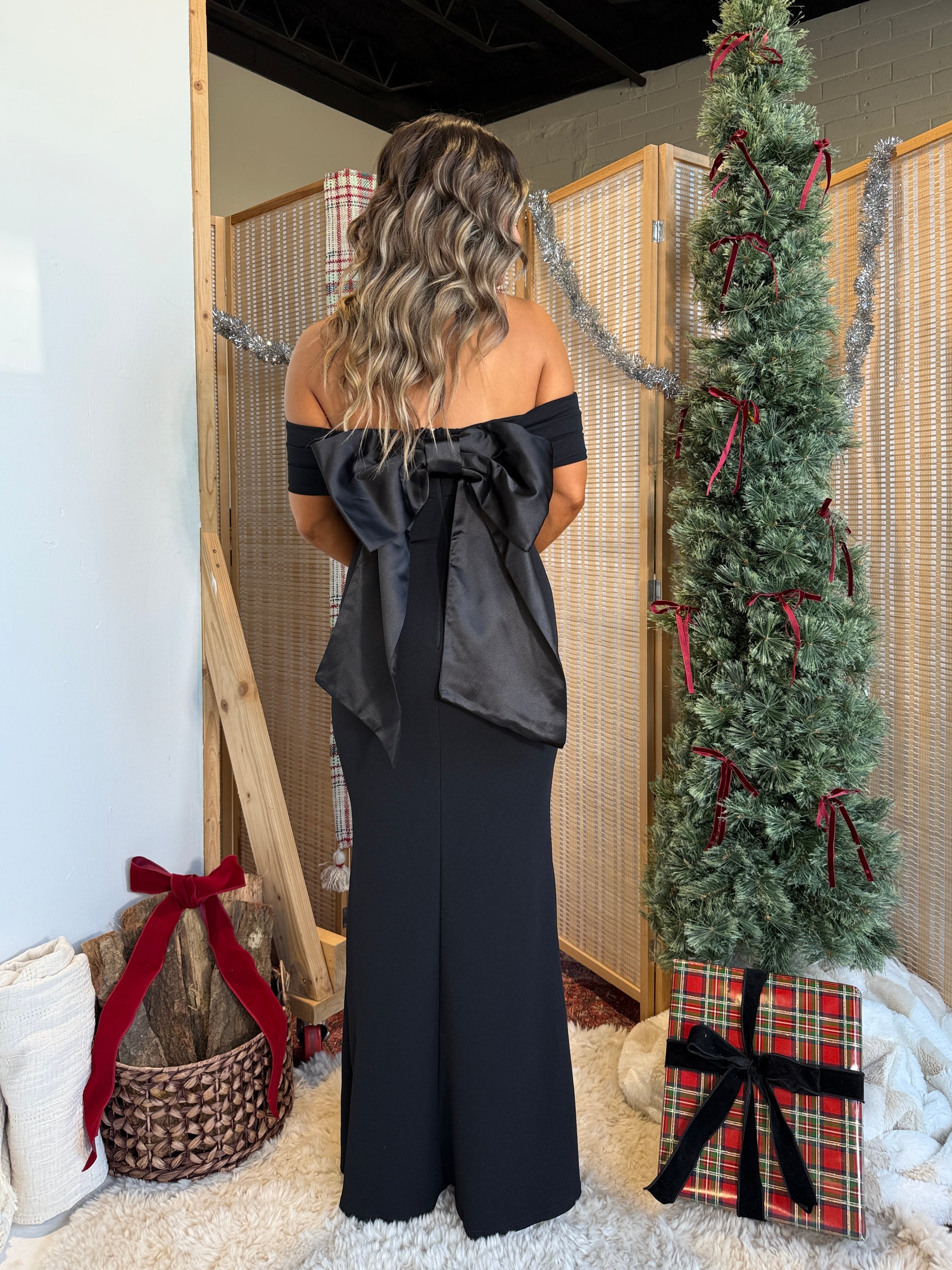 Last Christmas Maxi Dress Black