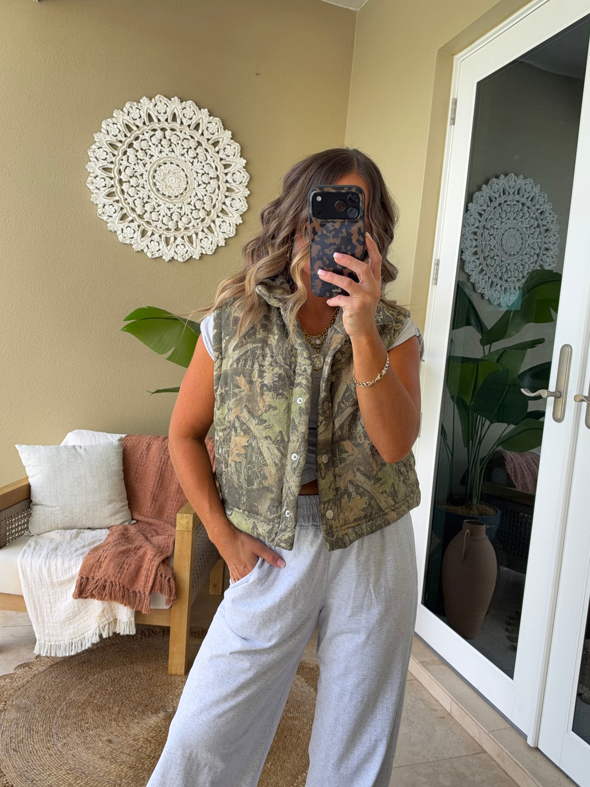 Evergreen Puffer Vest Camo