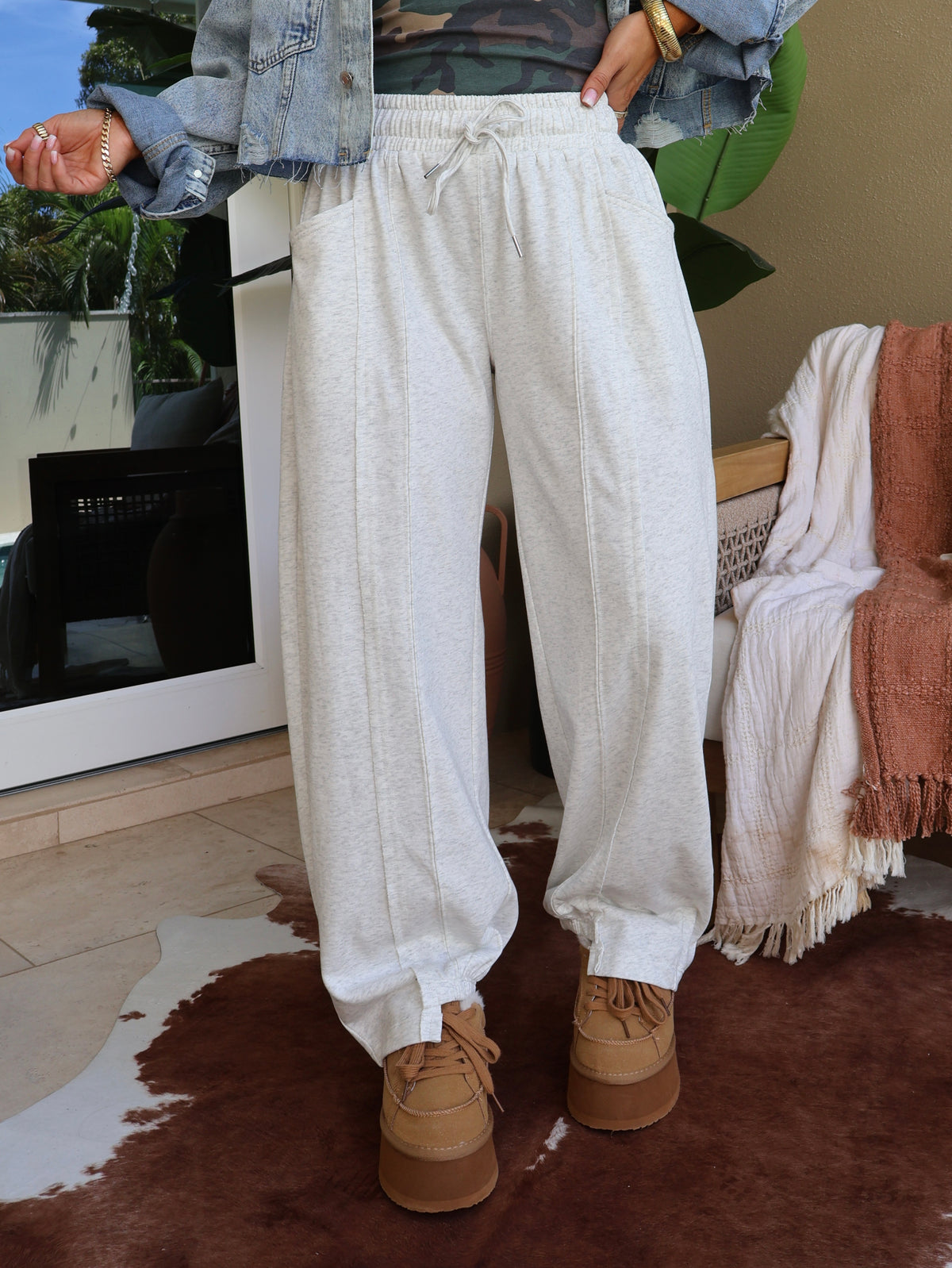 Stay Cozy Barrel Lounge Pants Heather Grey