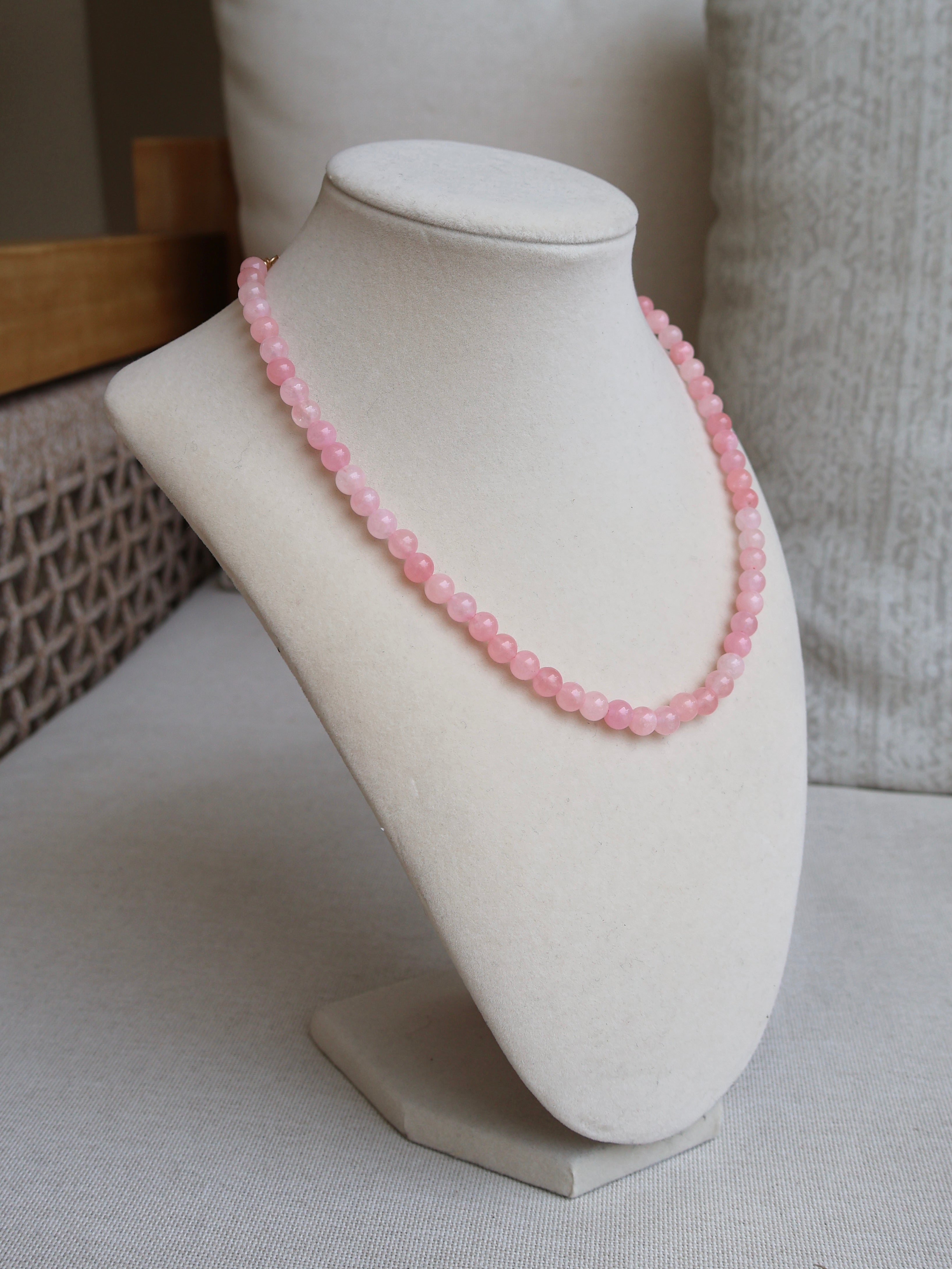 Remi Beaded Necklace Pink