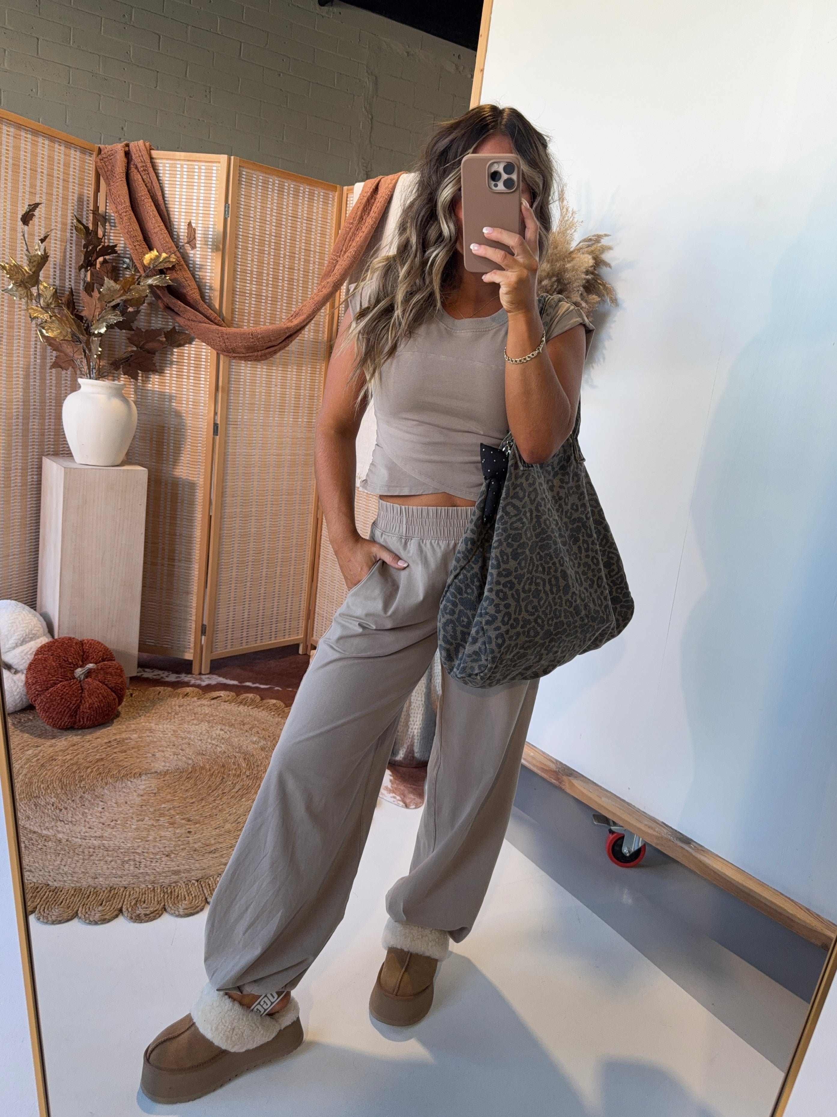 Traveling Abroad Washed Lounge Set Coco