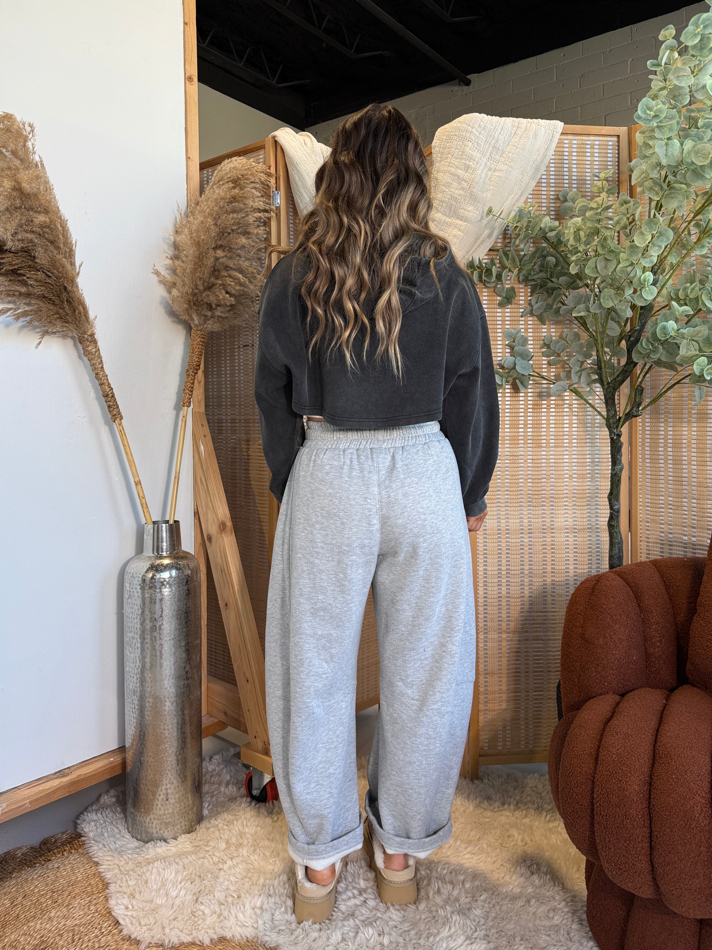 Back to Friends Barrel Sweats Heather Grey