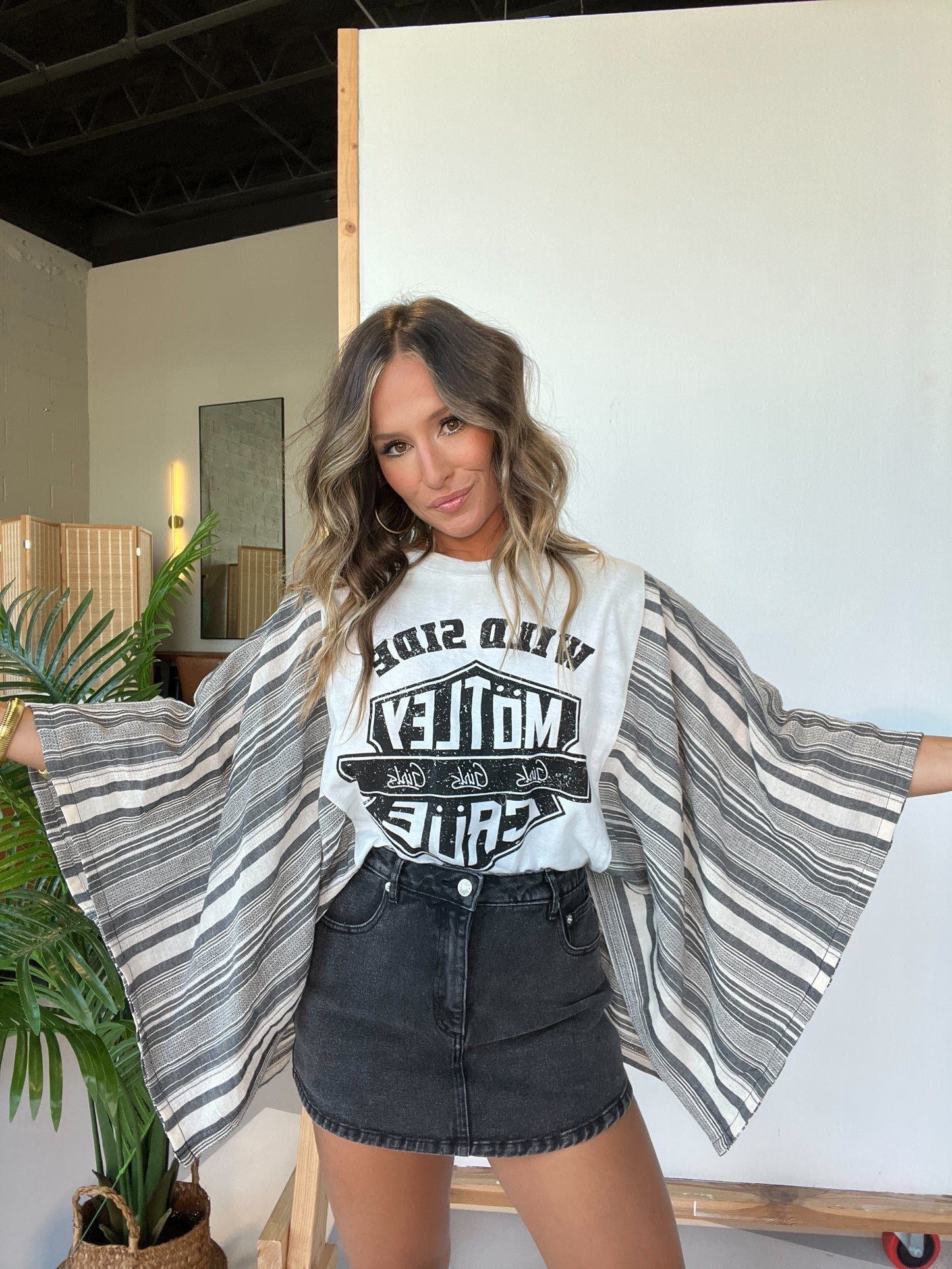 Motley Crue Mix & Match Tee White Stripe