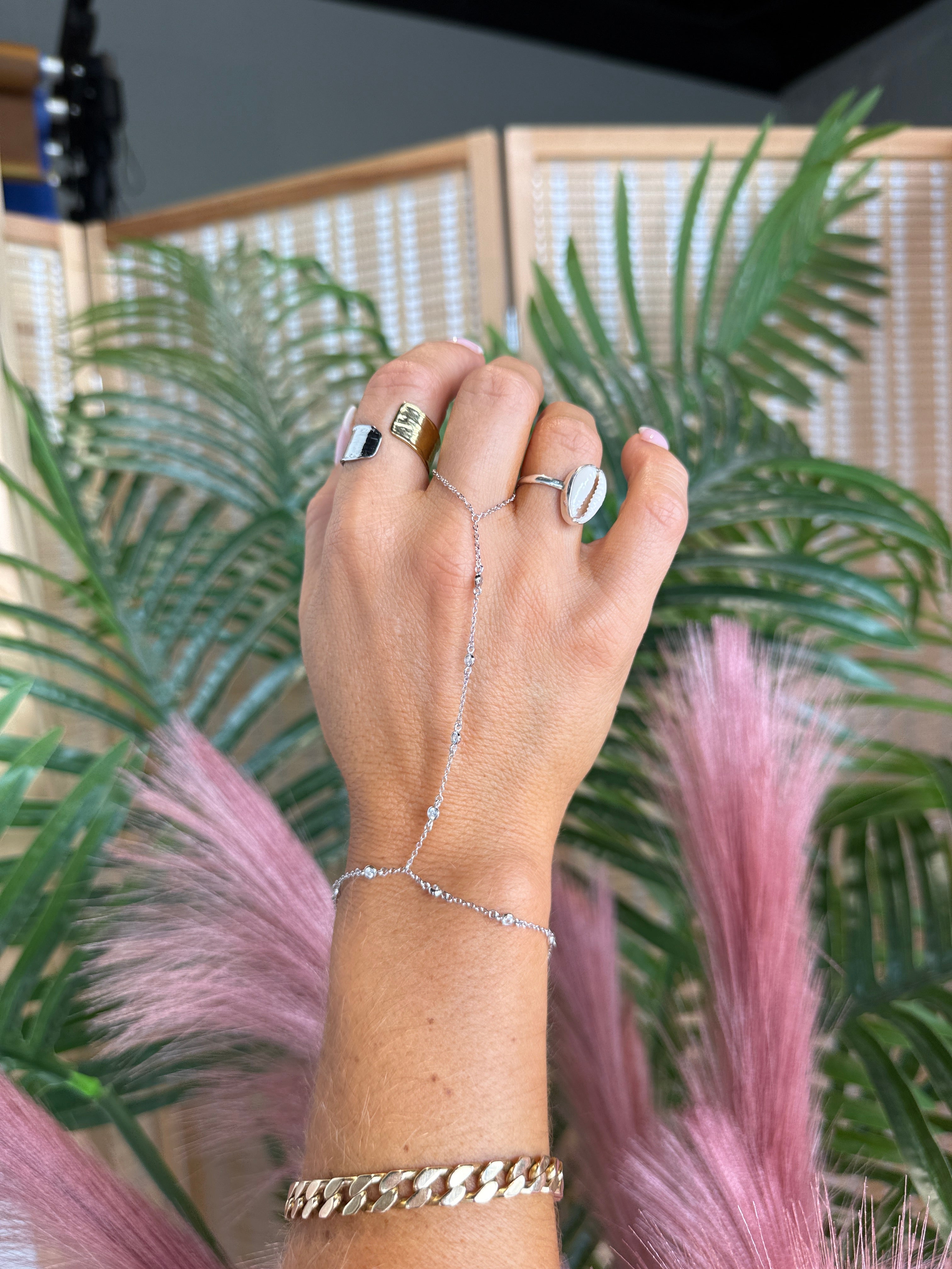 Yardie Hand Chain Bracelet Silver