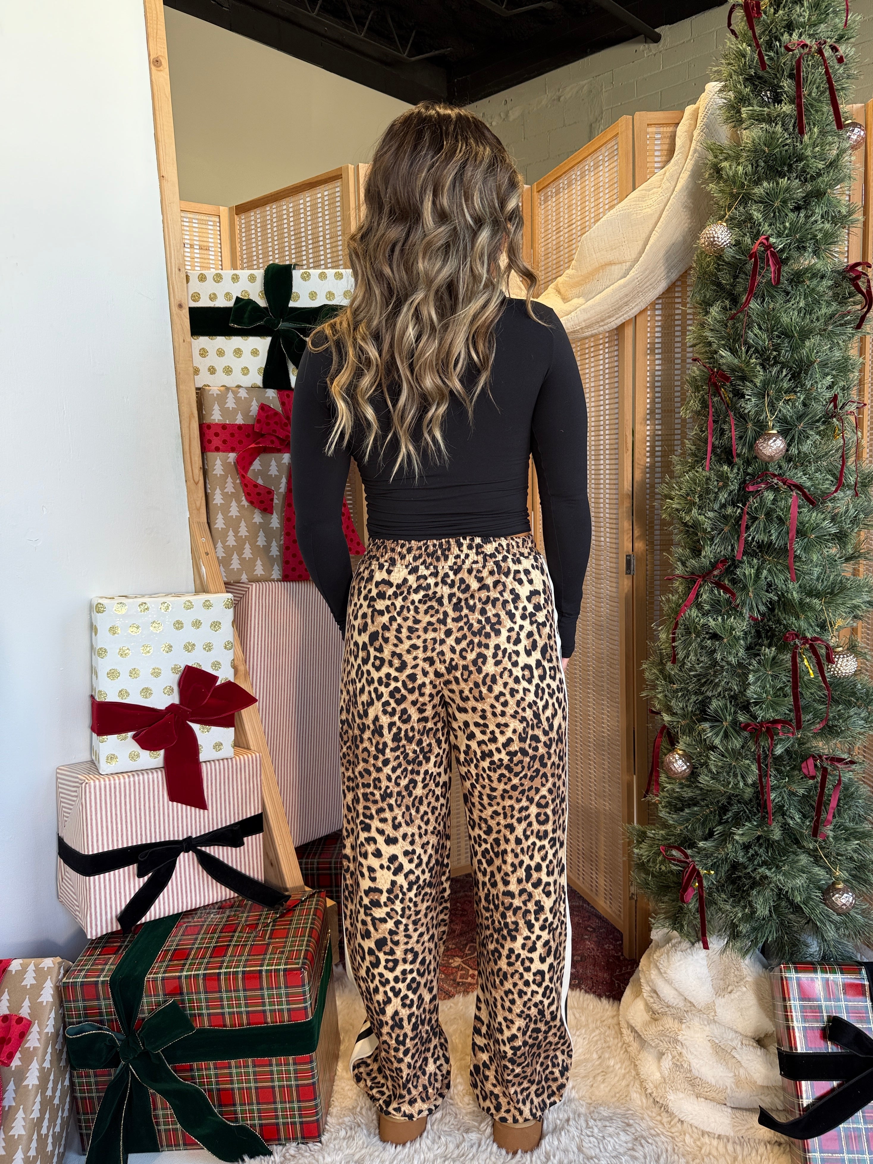 Winter Feline Lounge Pants Leopard