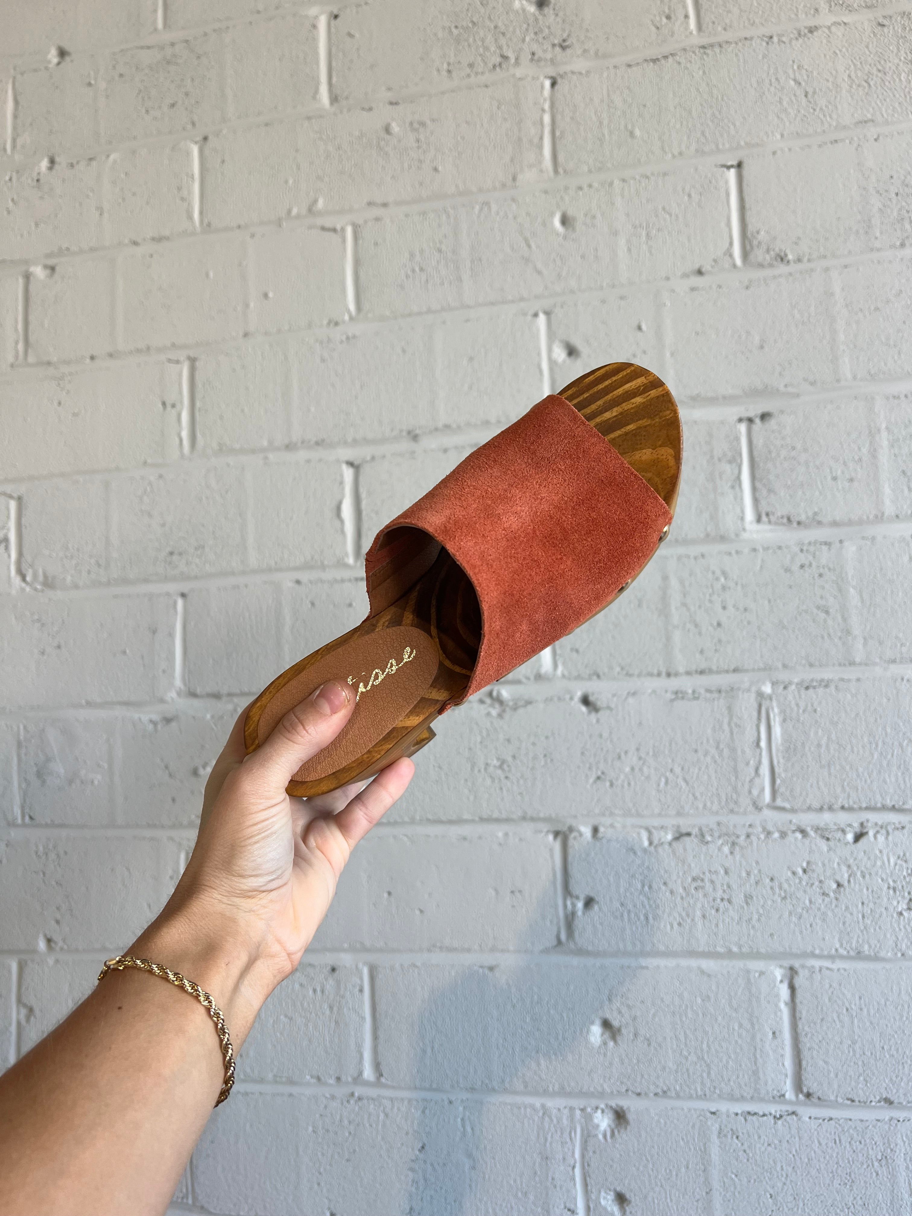 Knox Suede Wooden Wedges Rust