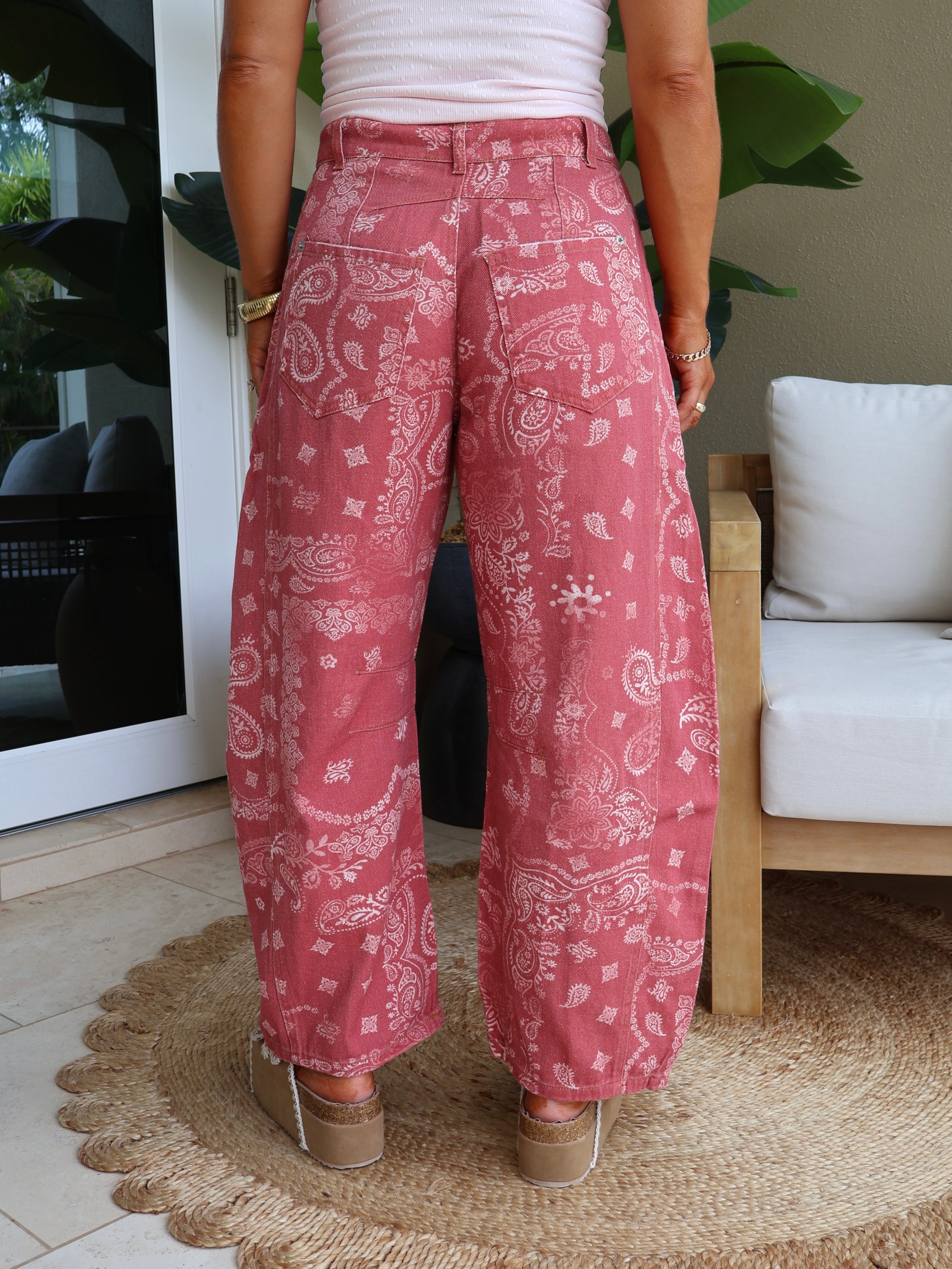 Rosebud Barrel Jeans Paisley Dusty Rose