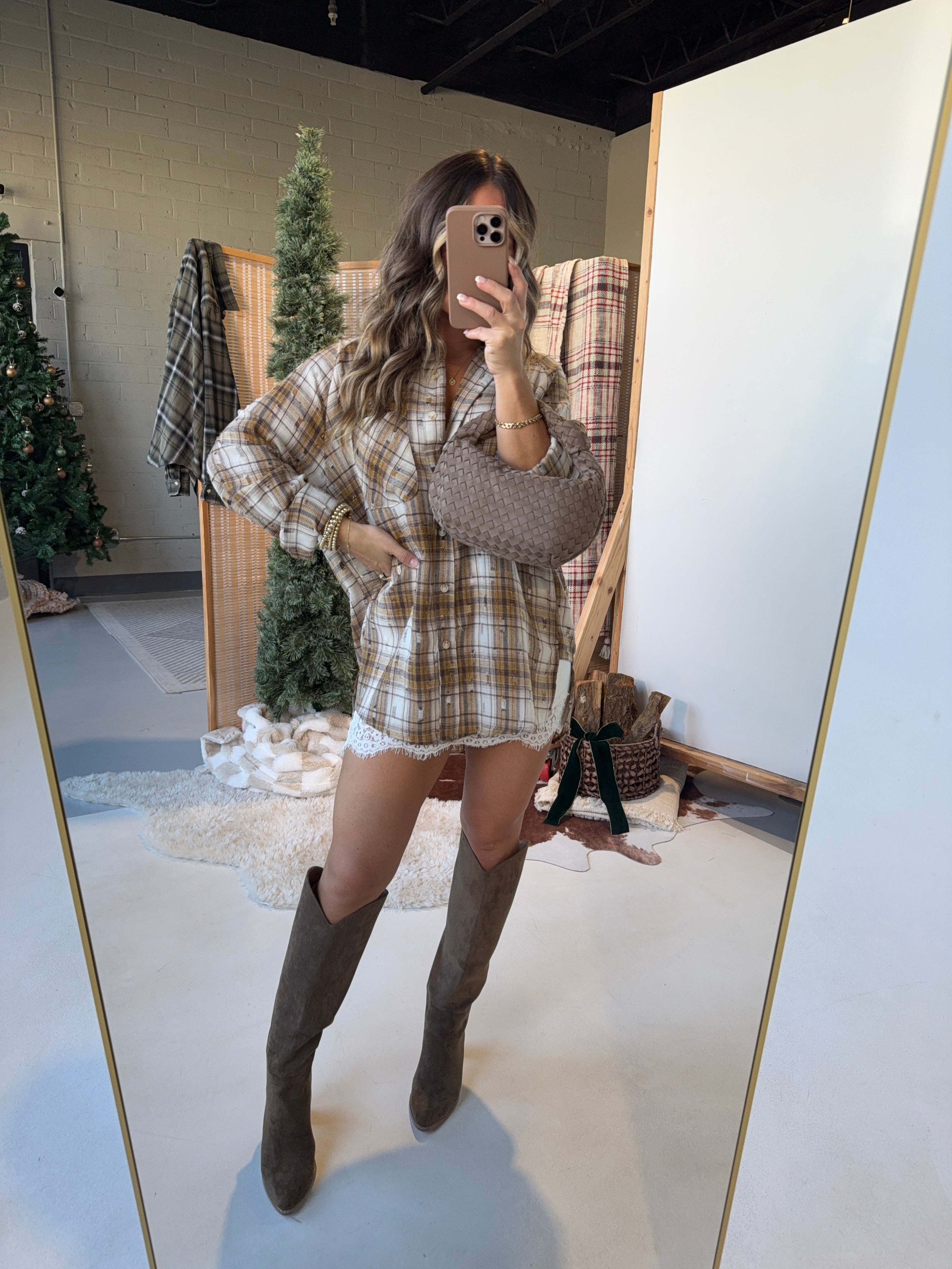 Naya Suede Boots Taupe