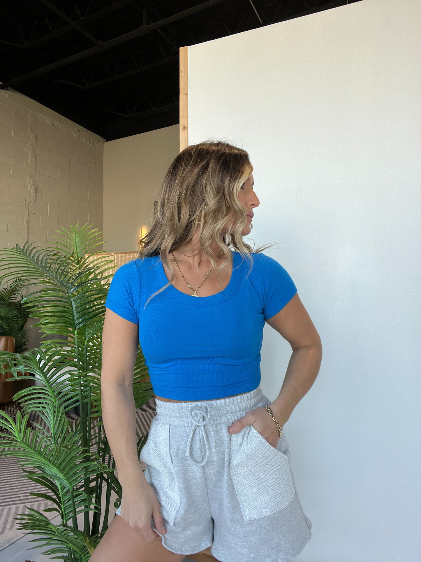 Decker Scoop Tee Ocean Blue
