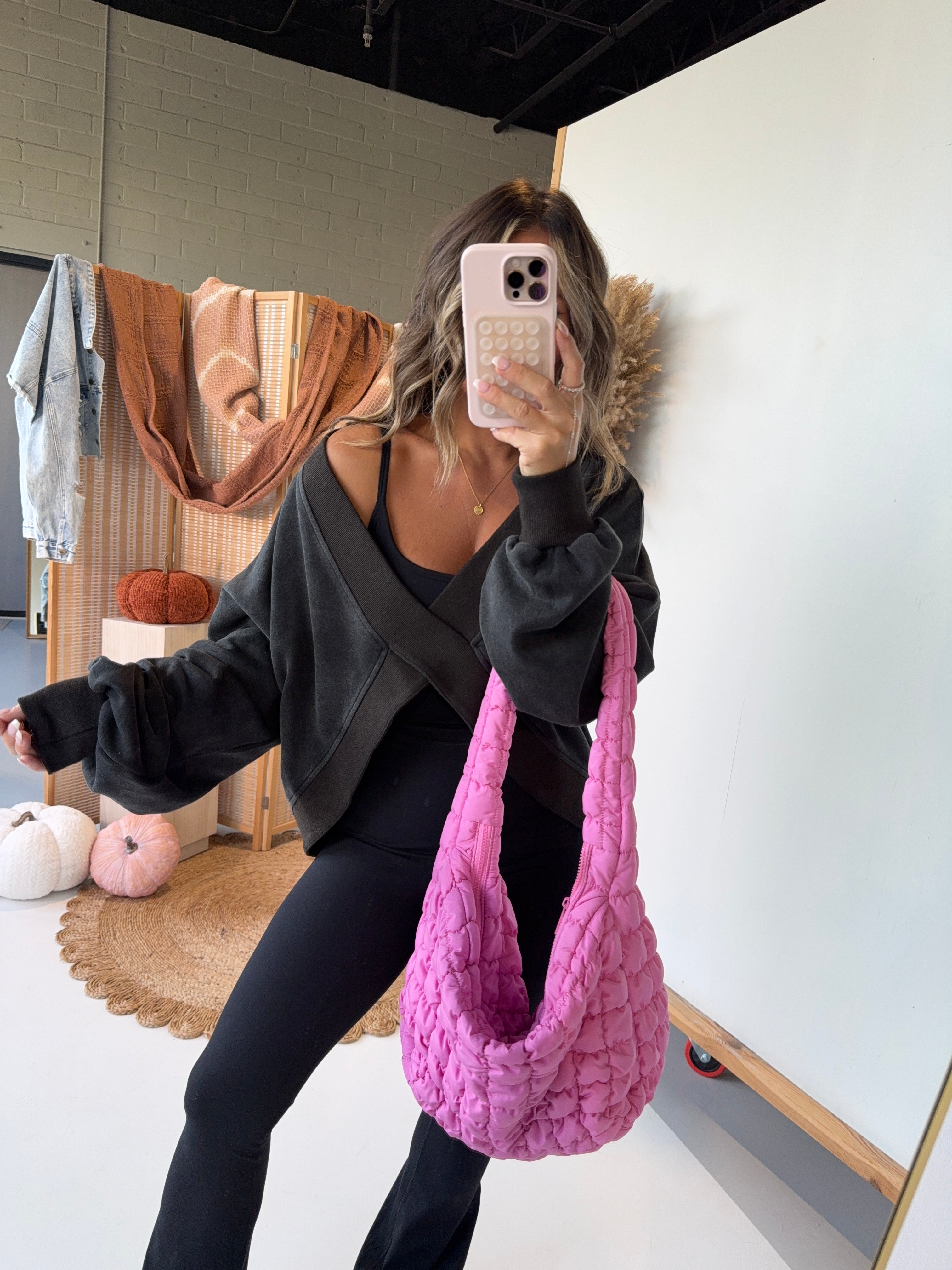 Remind Me Reversible Sweatshirt Black