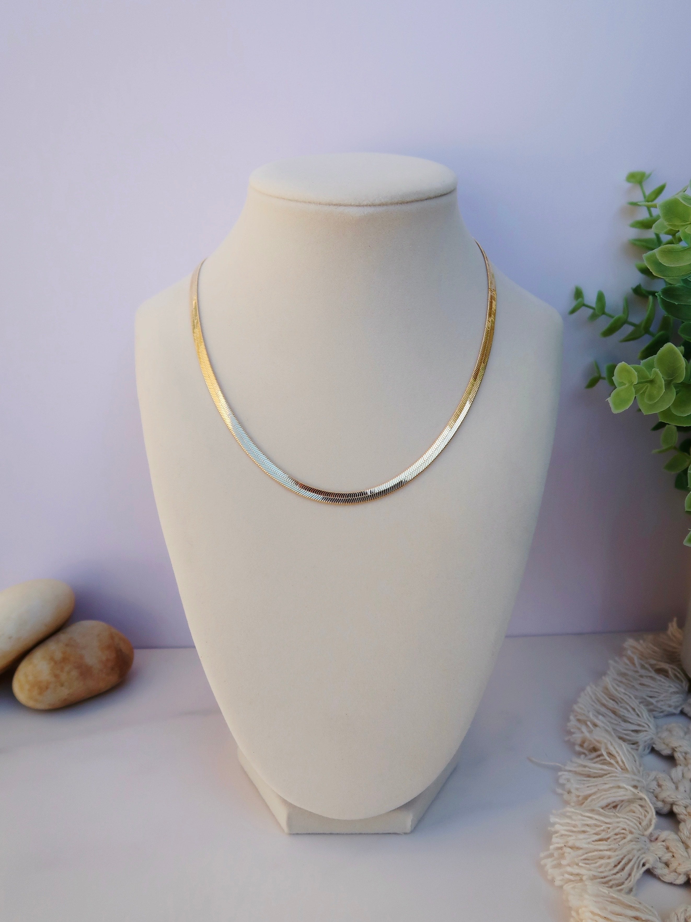 Simple Herringbone 18K Gold Necklace