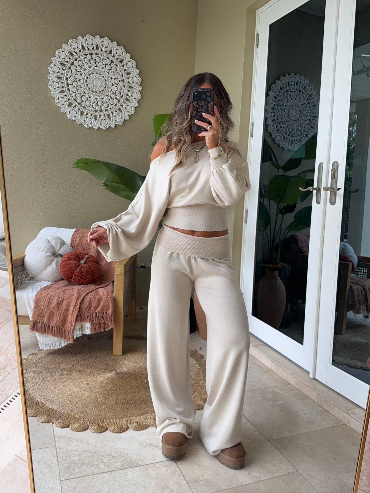 Toasted Almond Lounge Set Cream