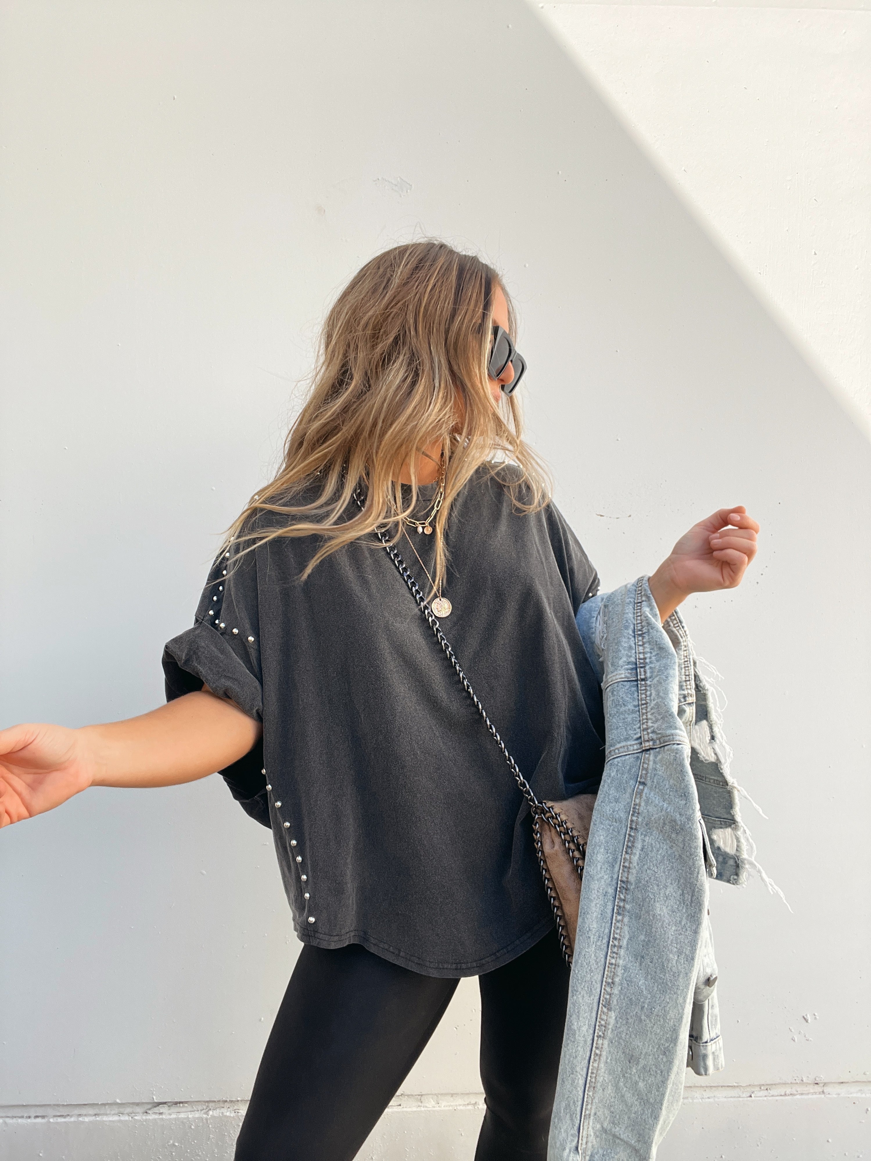 Price to Pay Hi-Lo Tee Black