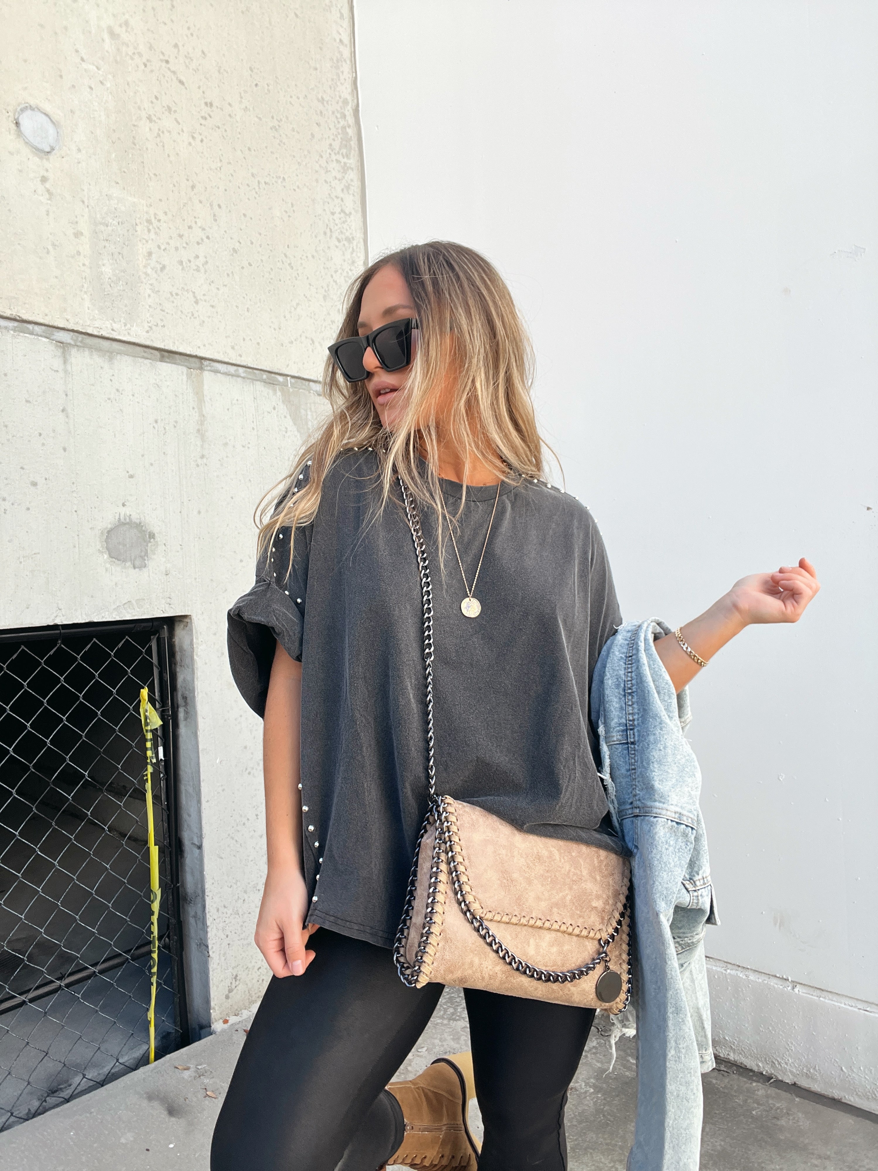 Price to Pay Hi-Lo Tee Black