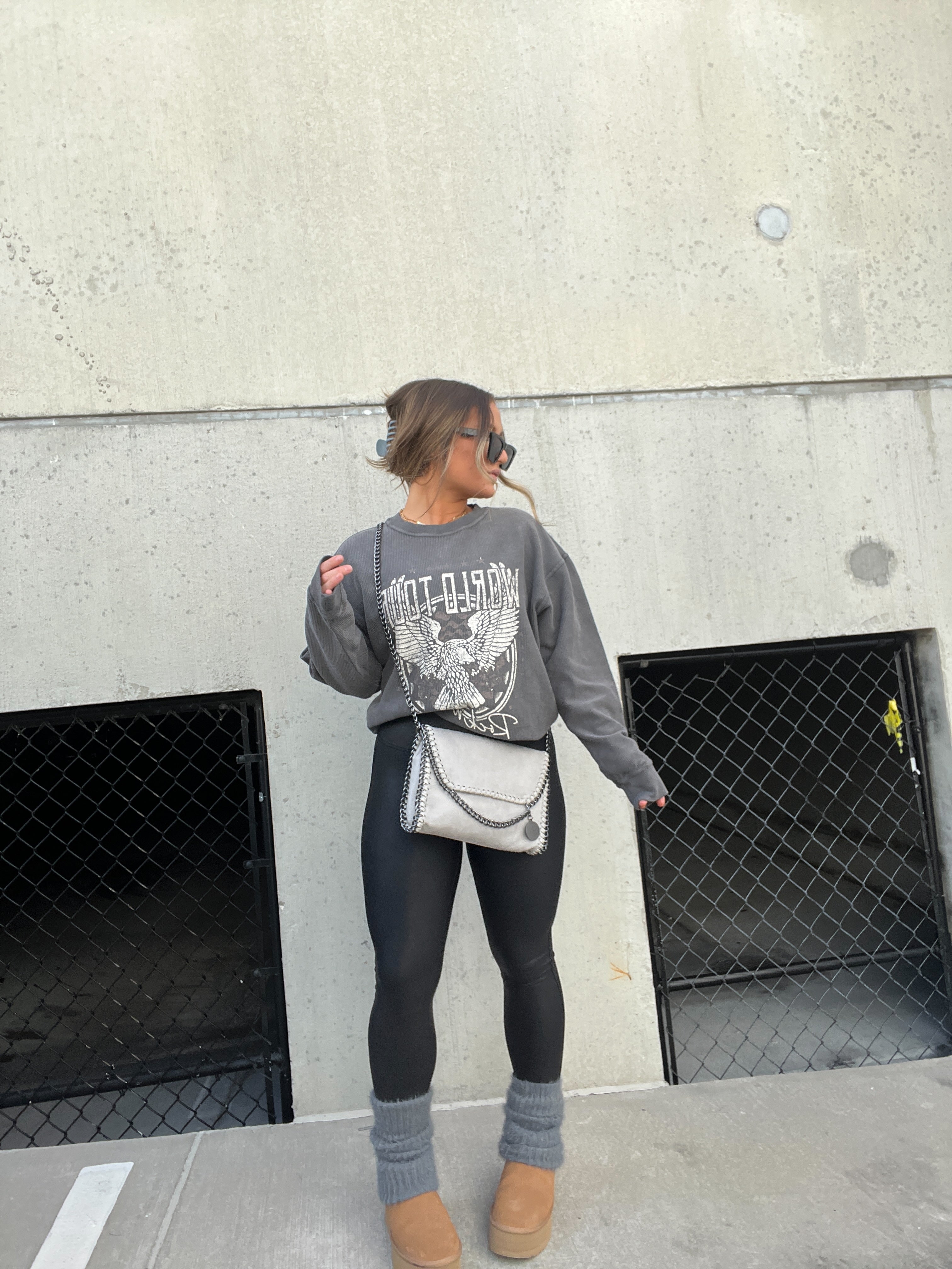 Rock n Roll Ribbed Crewneck Washed Black