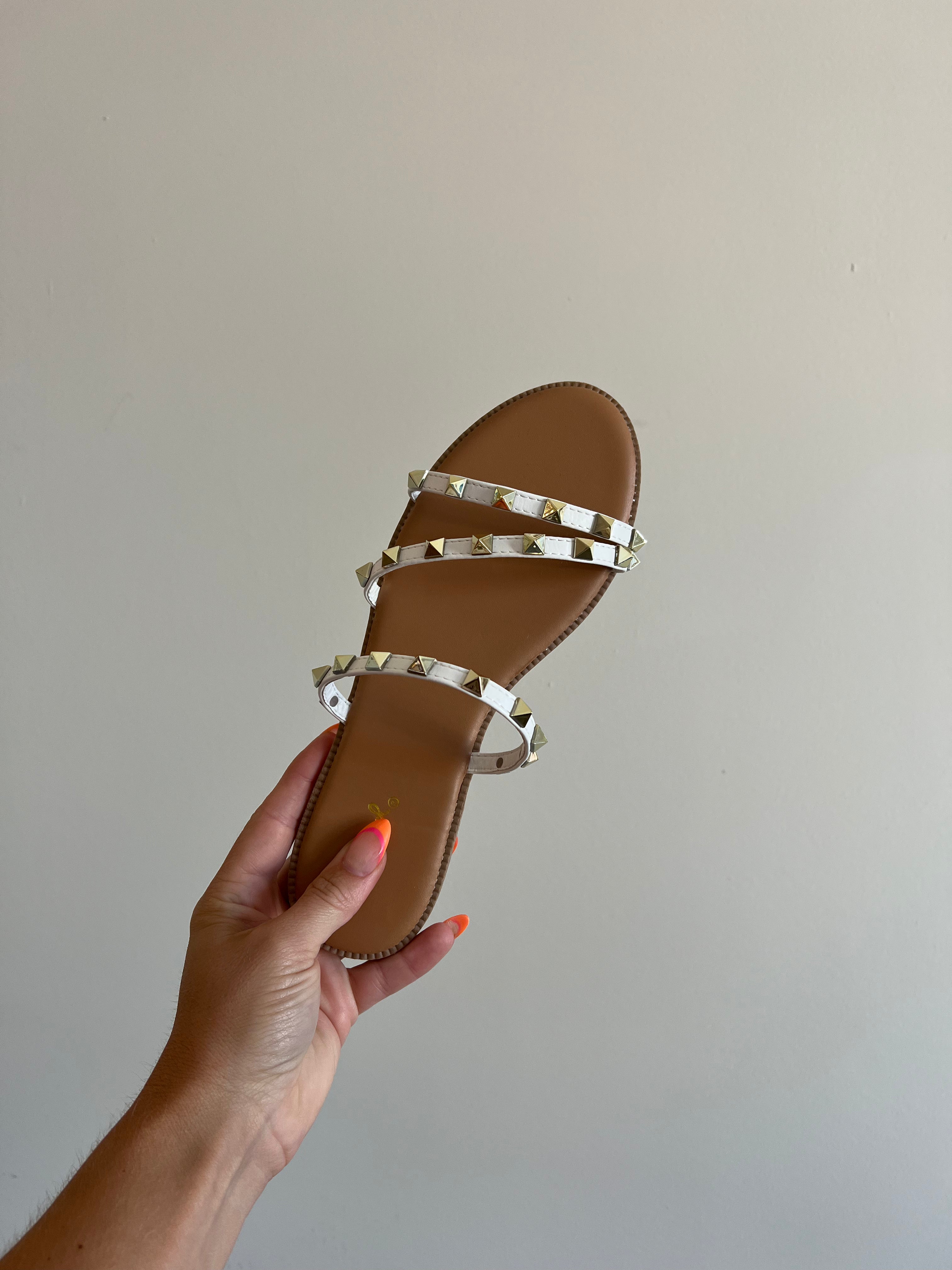 EMMA CRISS CROSS WHITE SLIDES