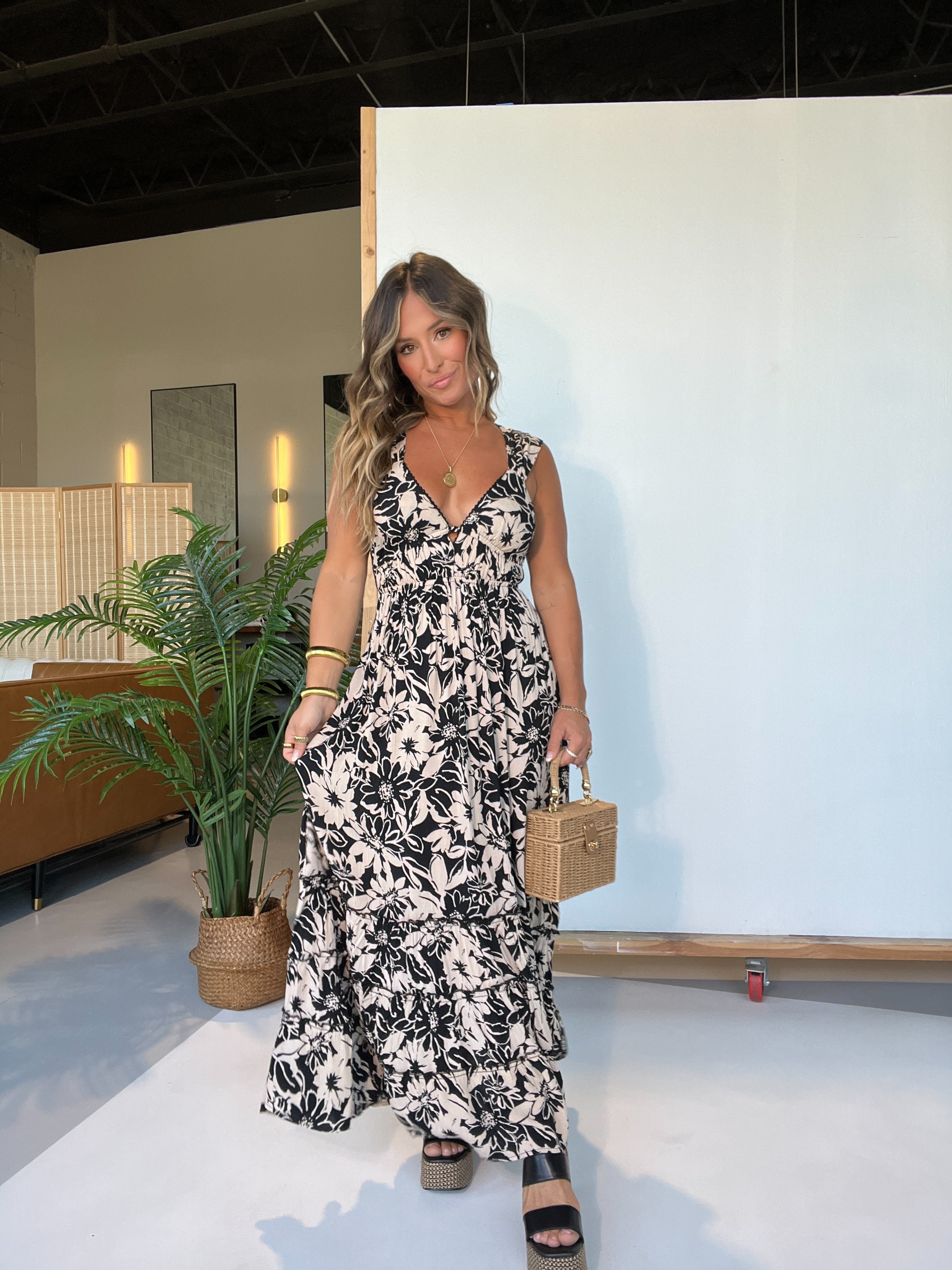 Summer Luau Maxi Dress Black Ivory