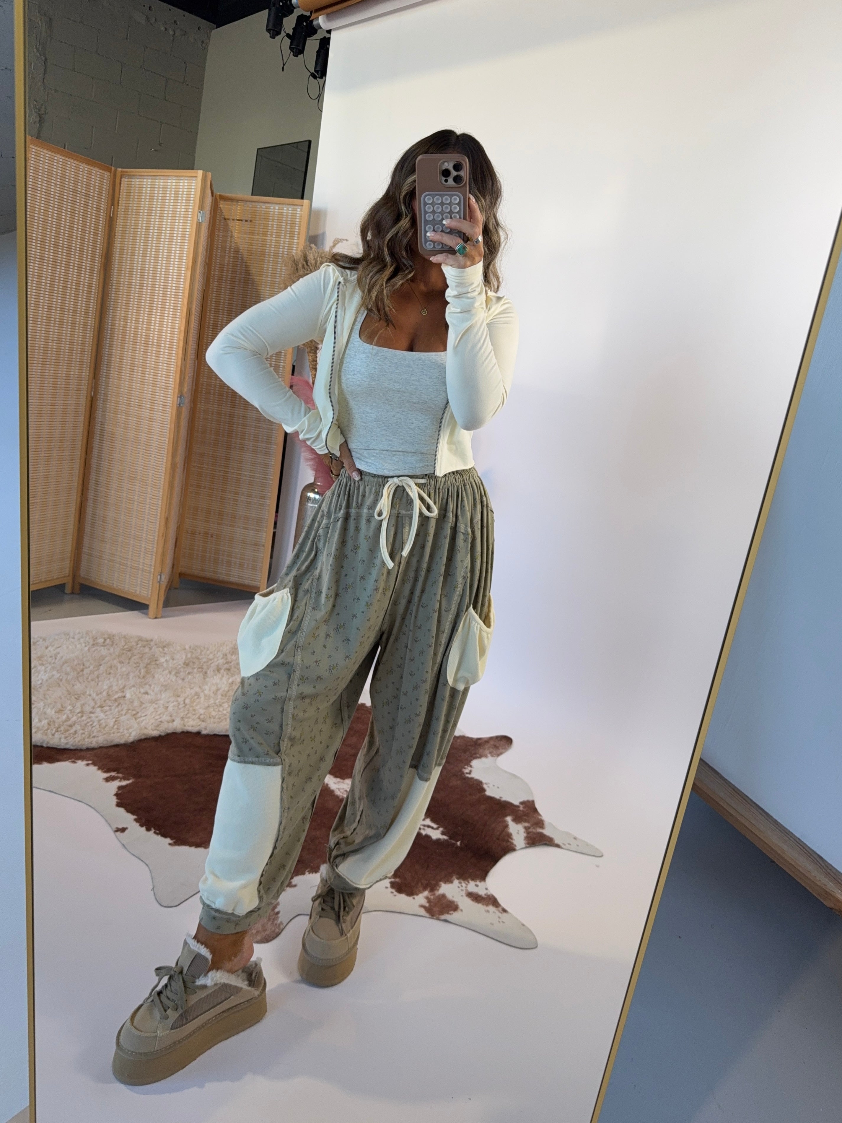 Folklore Barrel Lounge Pants Sage Multi