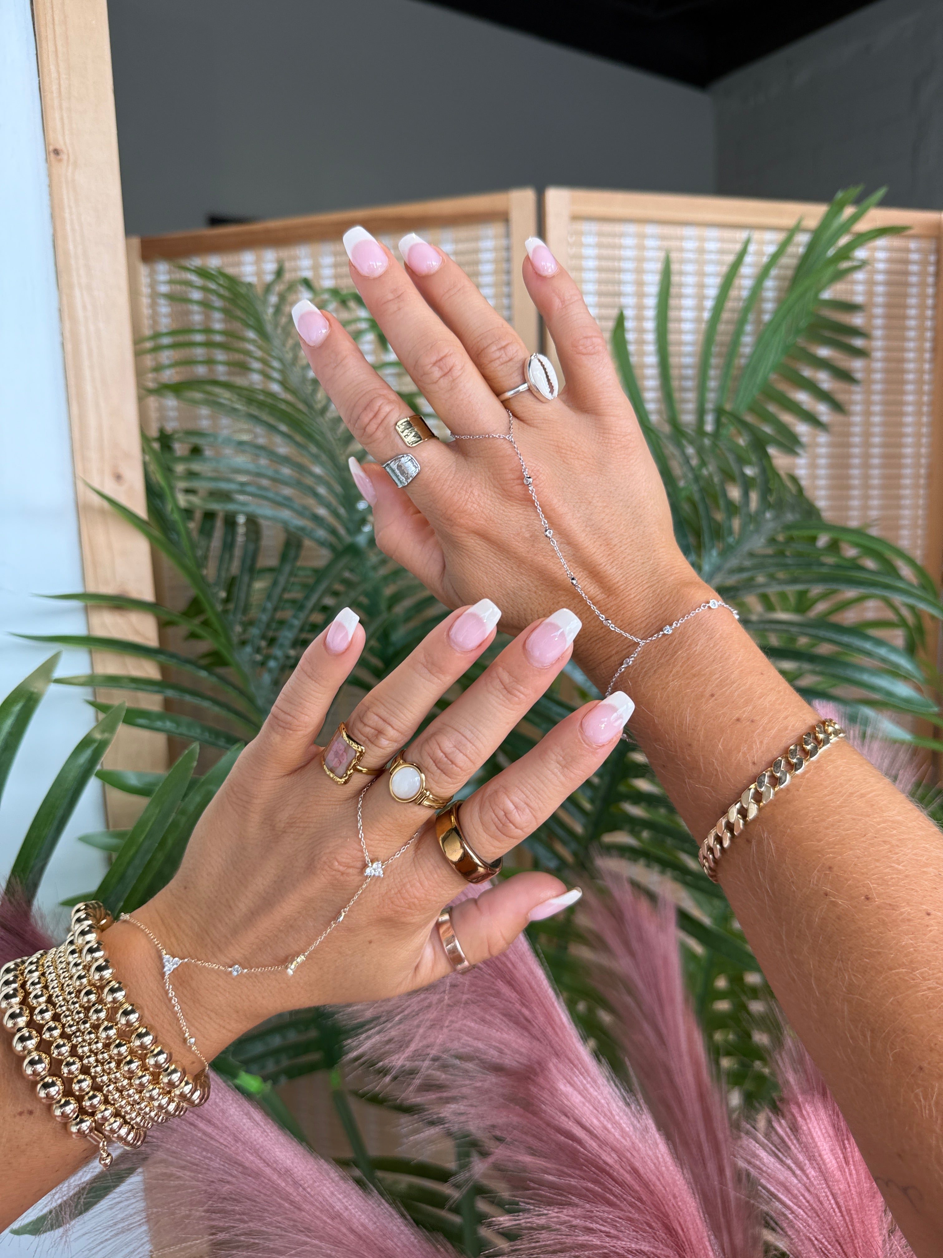 Yardie Hand Chain Bracelet Silver