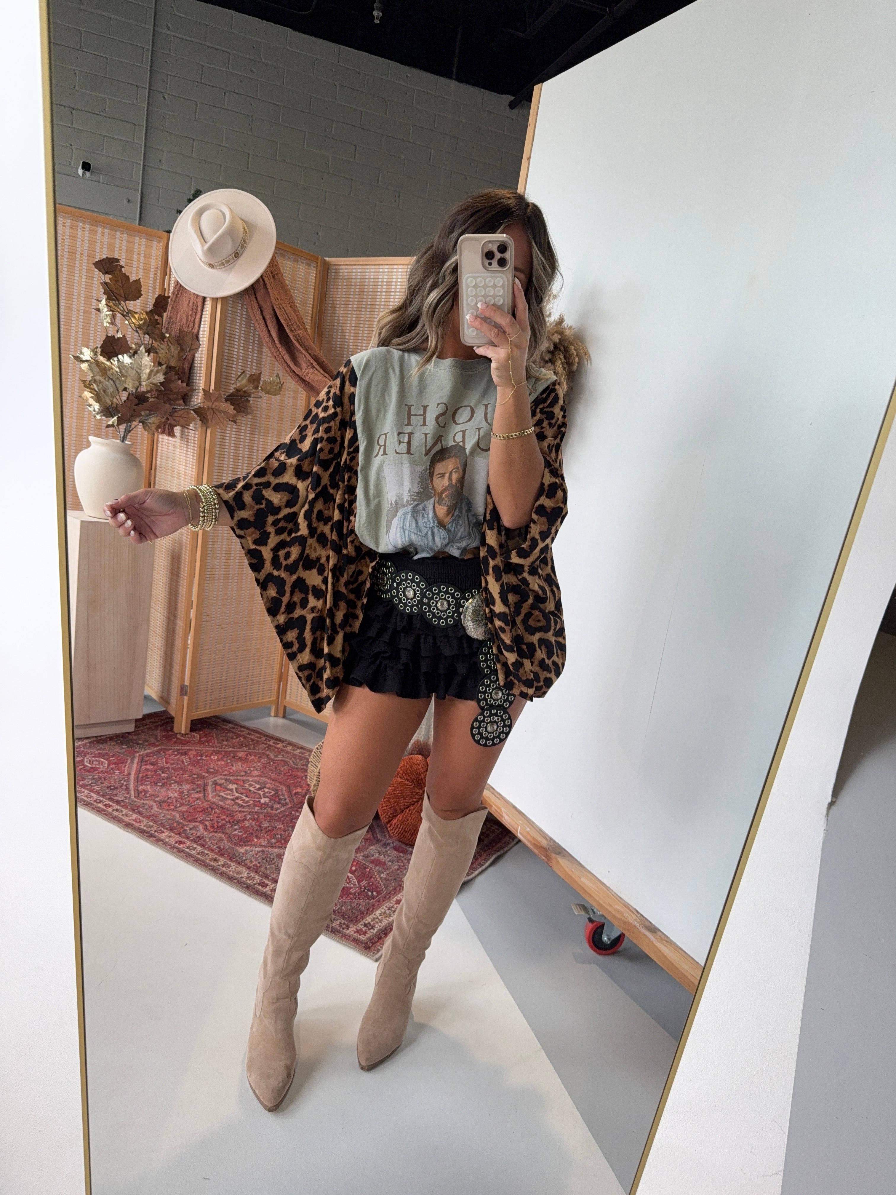 Josh Turner Mix & Match Tee Taupe Cheetah