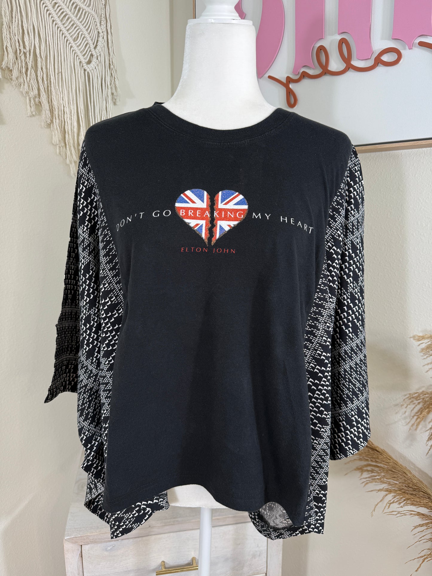 Elton John Mix & Match Tee Black Aztec