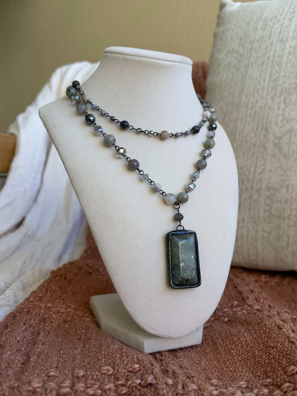 Moonflower Beaded Necklace Grey