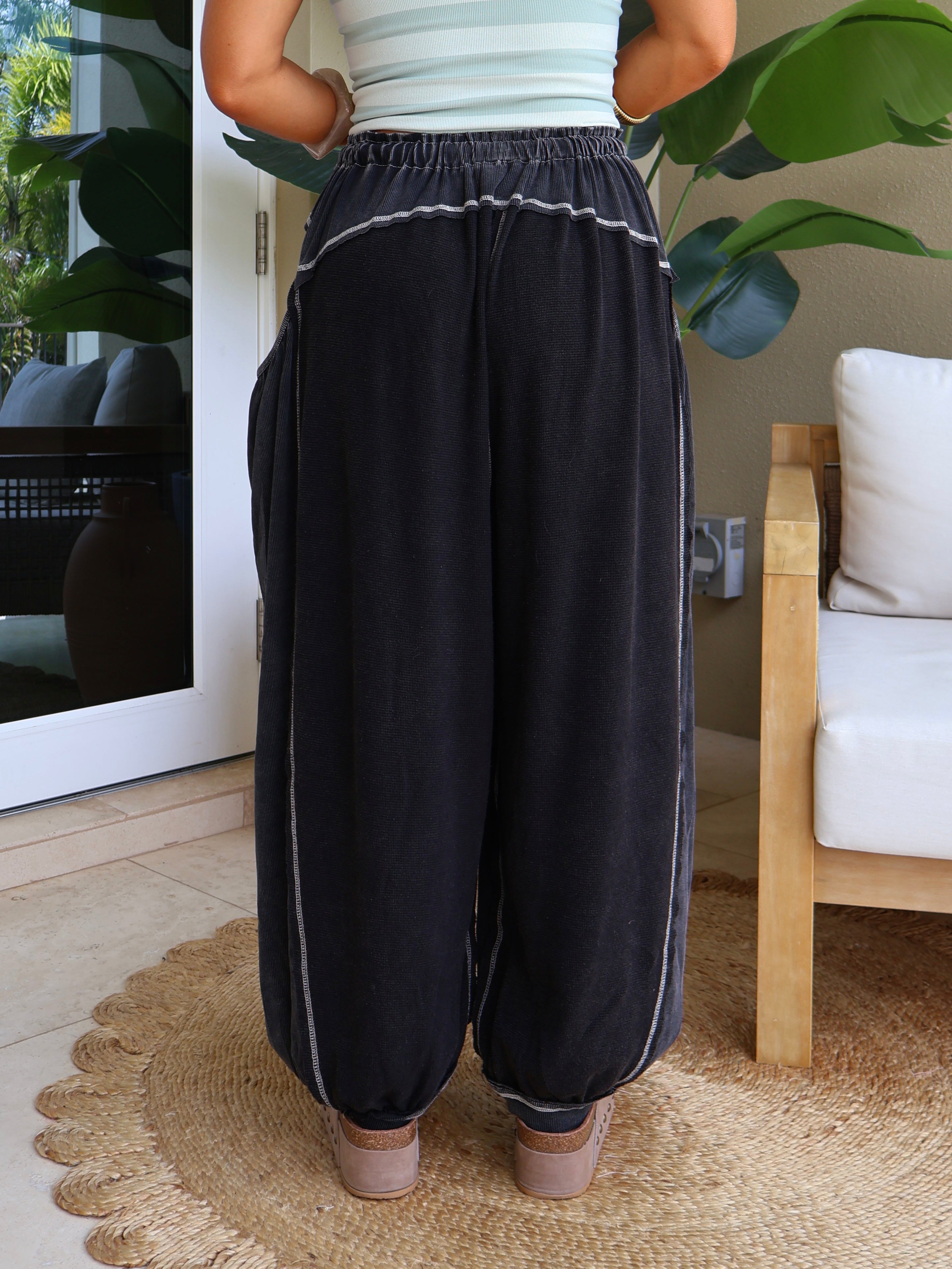 Soft Stay Lounge Pants Washed Black