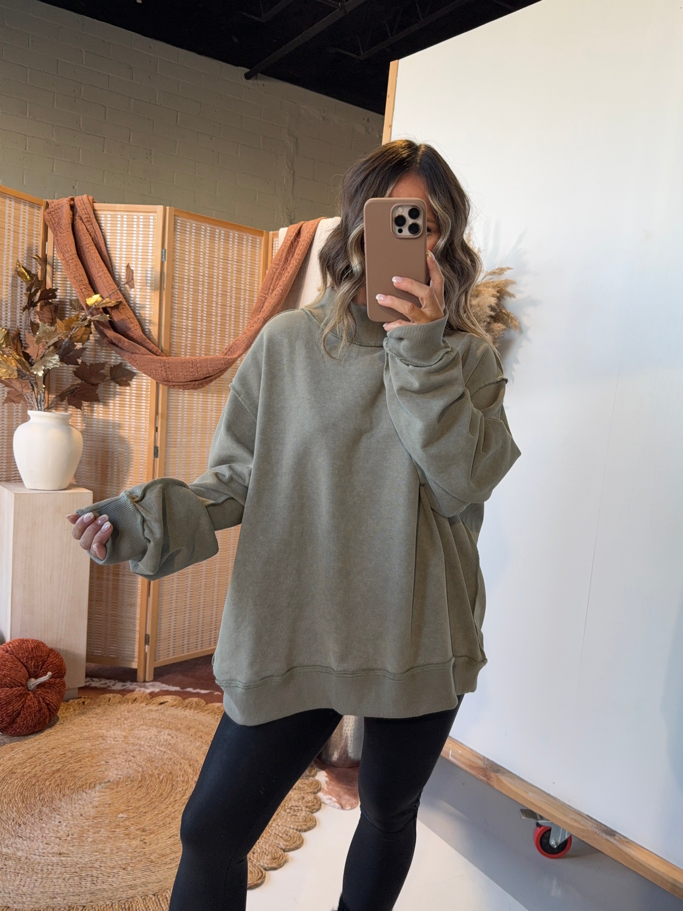 Daylight Savings Vintage Sweatshirt Olive
