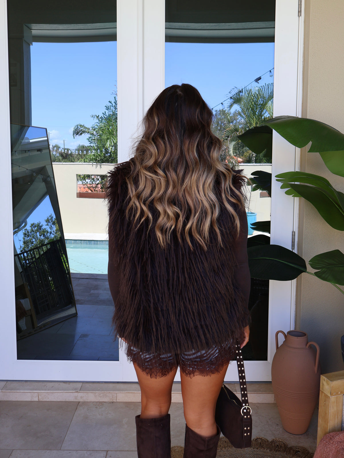 Chalet Fur Vest Dark Oak