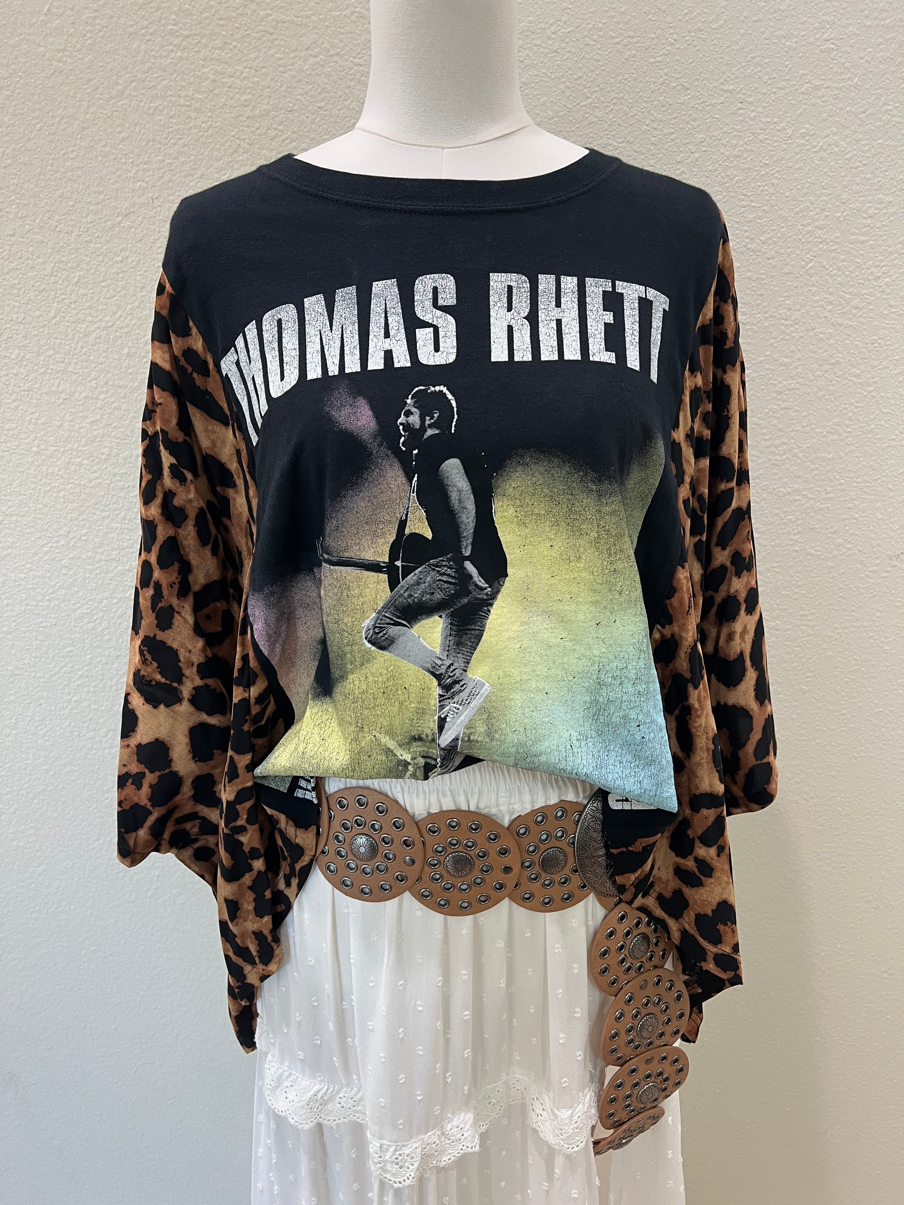 Thomas Rhett Mix & Match Tee Black Cheetah