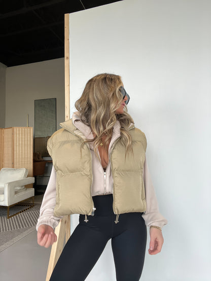 Wander Cropped Puffer Vest Taupe