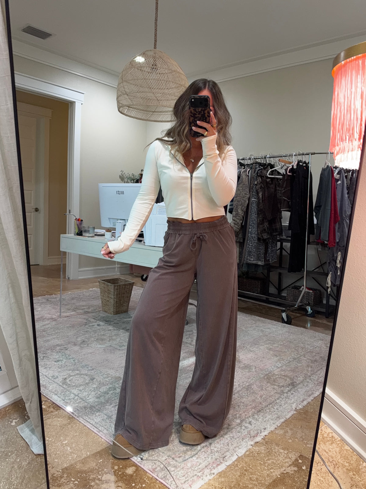 Easy Living Wide Leg Sweatpants Mocha