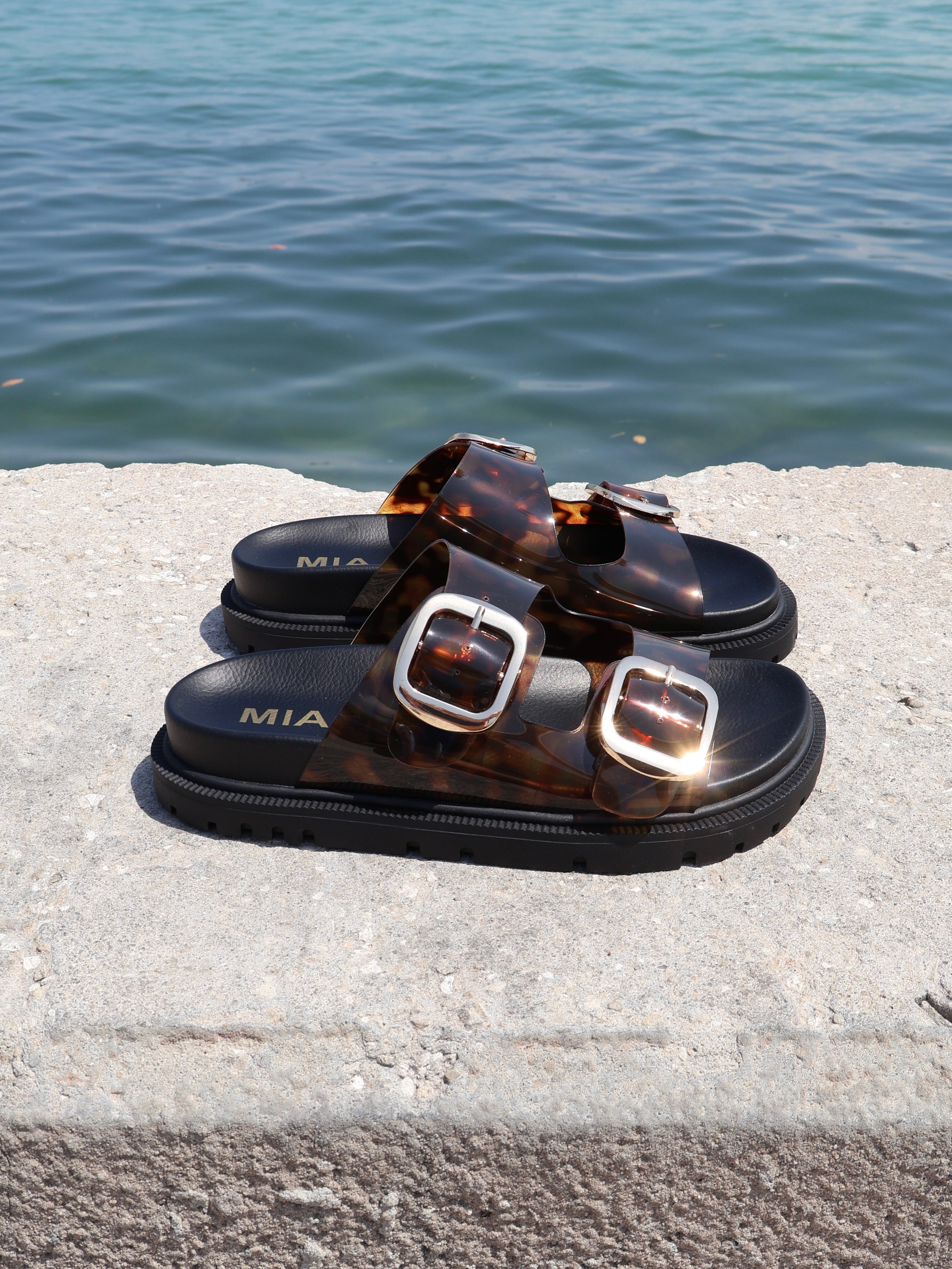 Gen Double Buckle Sandal Tortoise