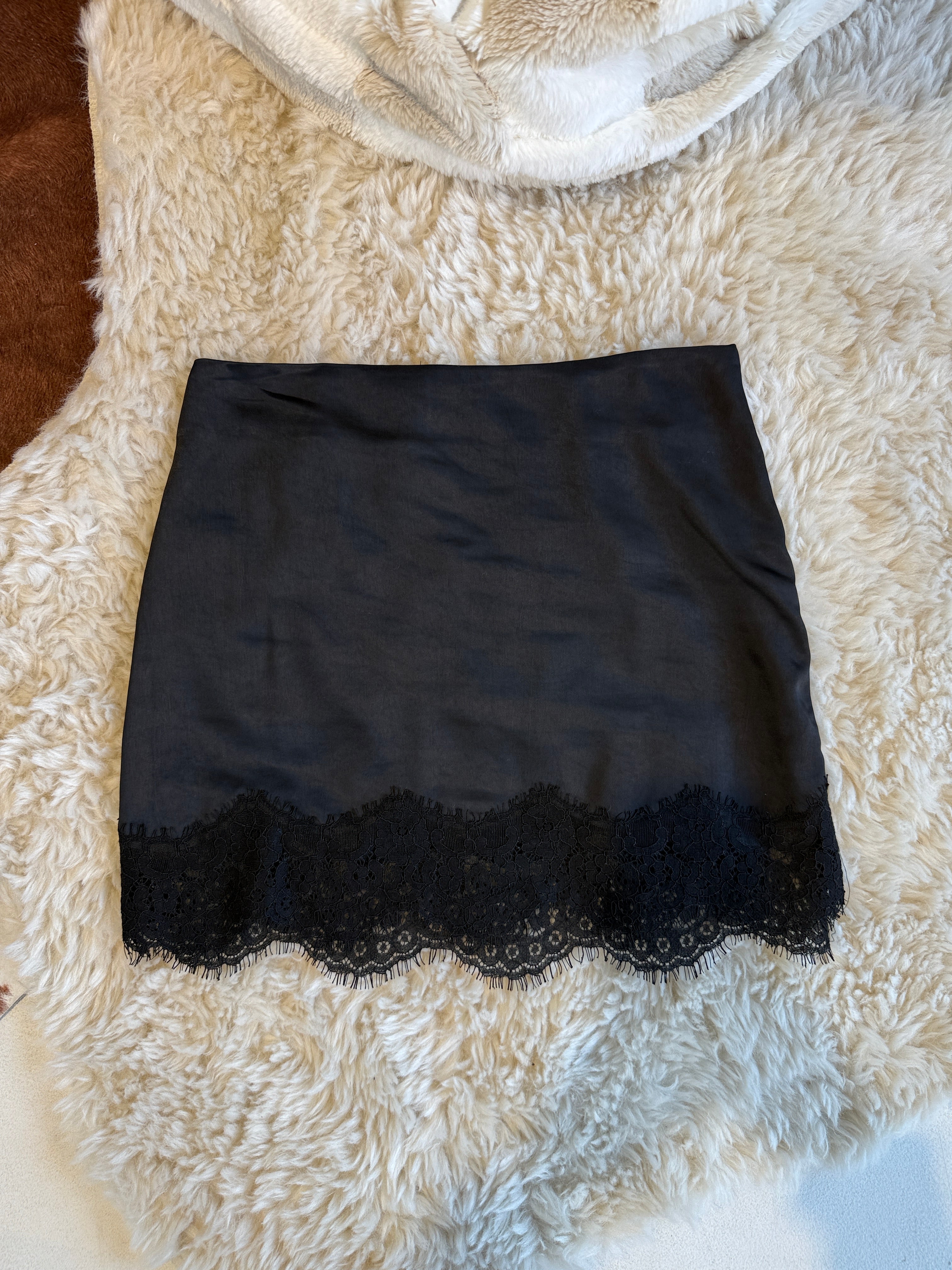 Snowy Nights Satin Mini Skirt Black
