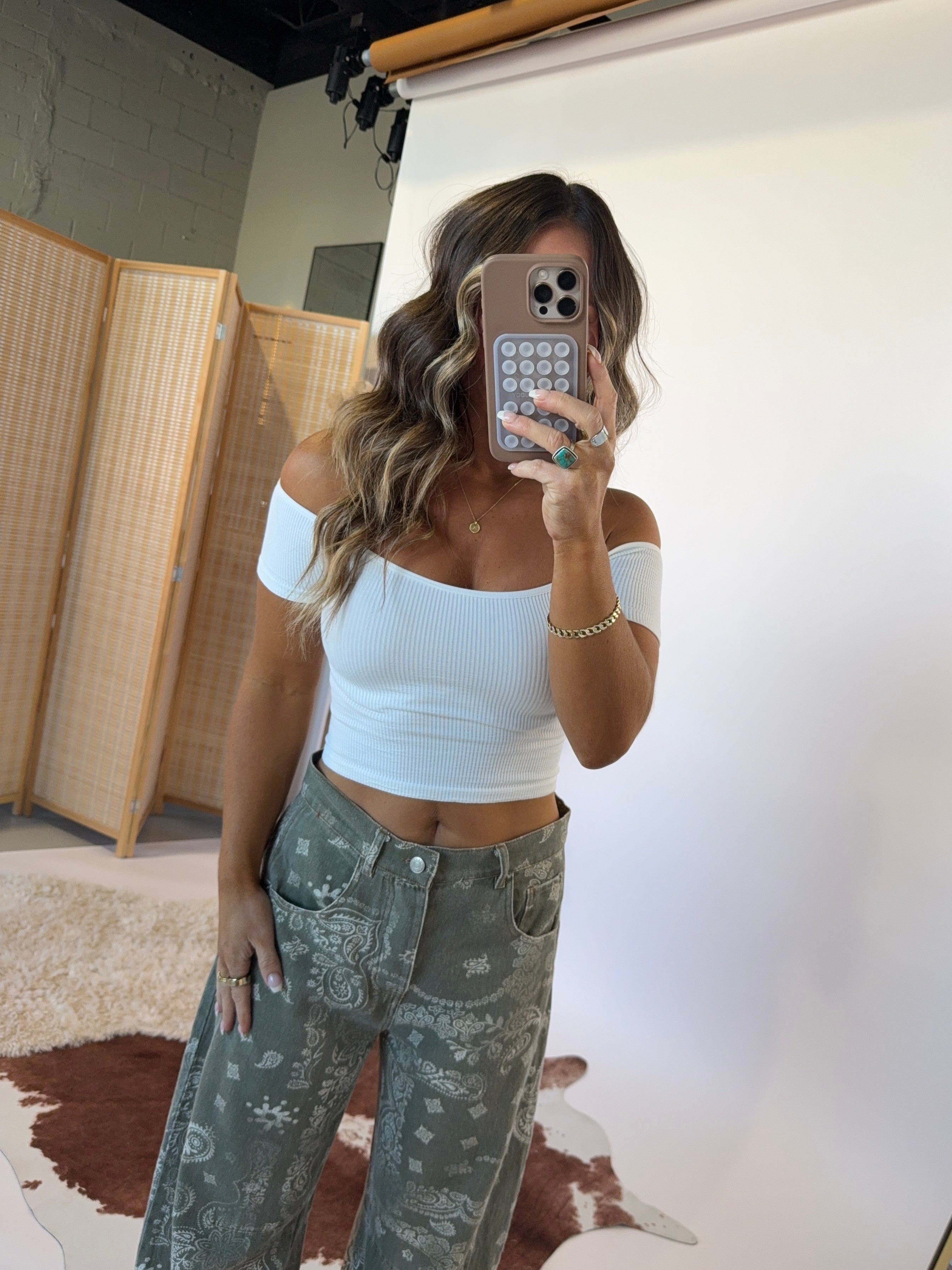 Off the Shoulder Basic Top White