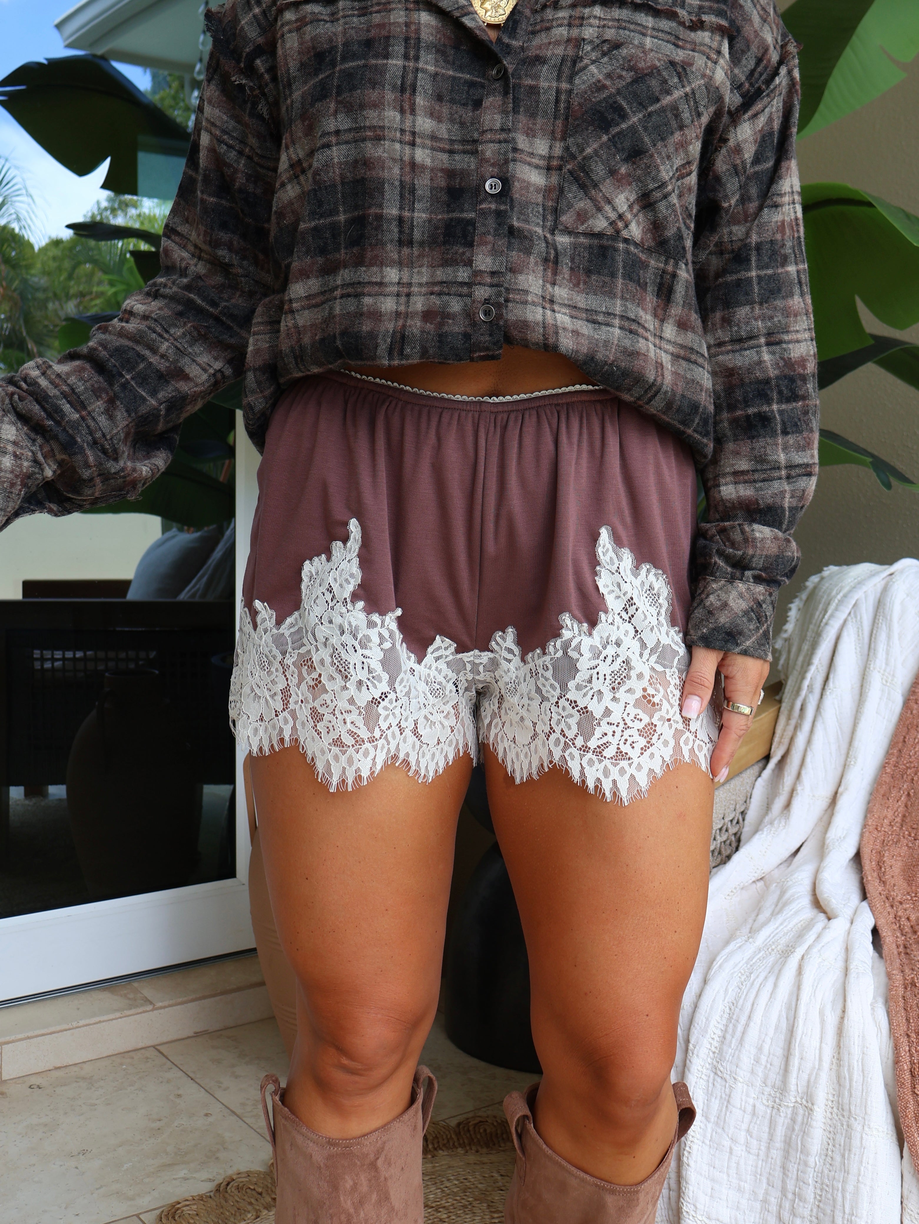 Spotlight Lace Trim Shorts Chocolate/Cream