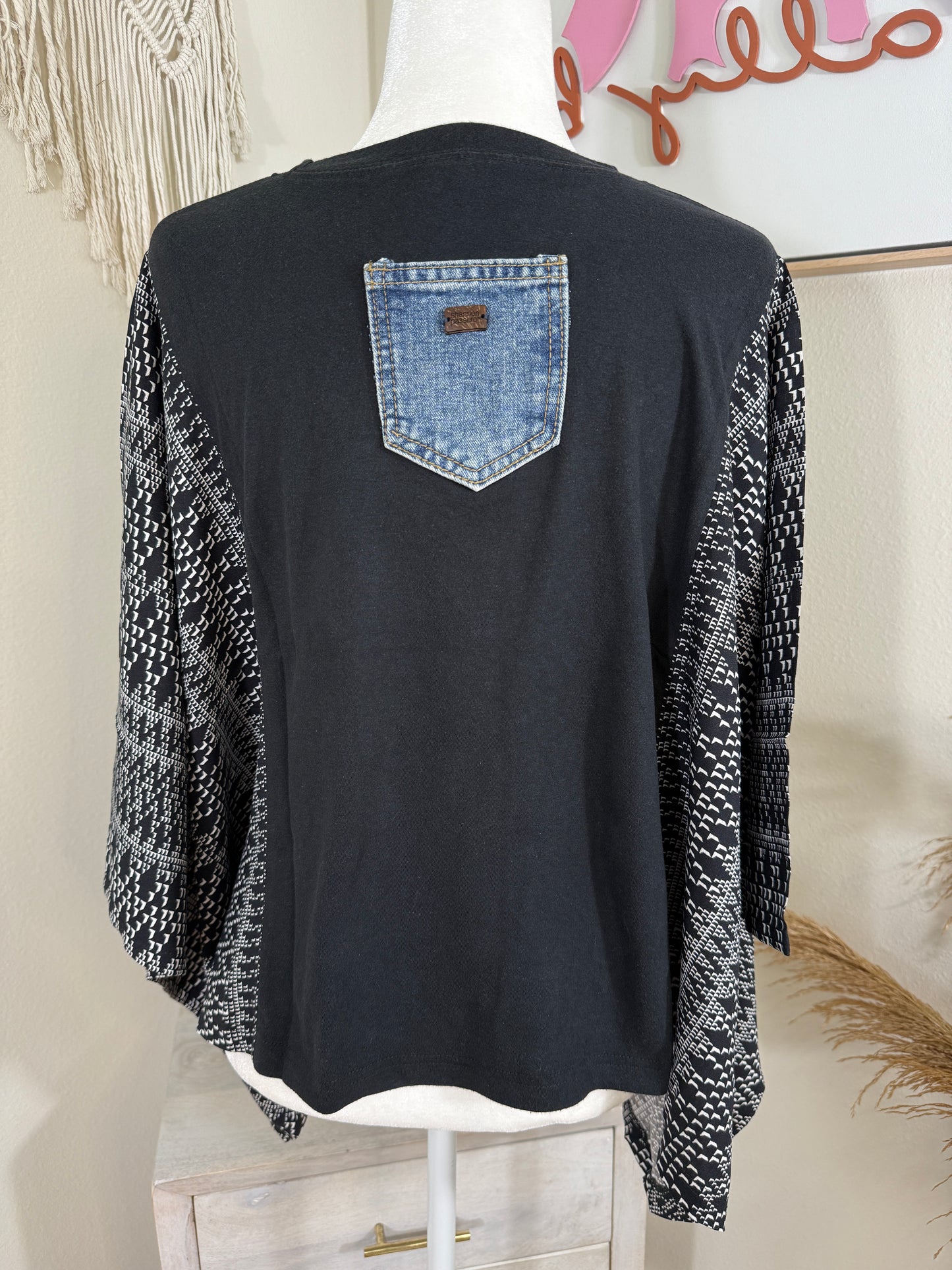 Elton John Mix & Match Tee Black Aztec