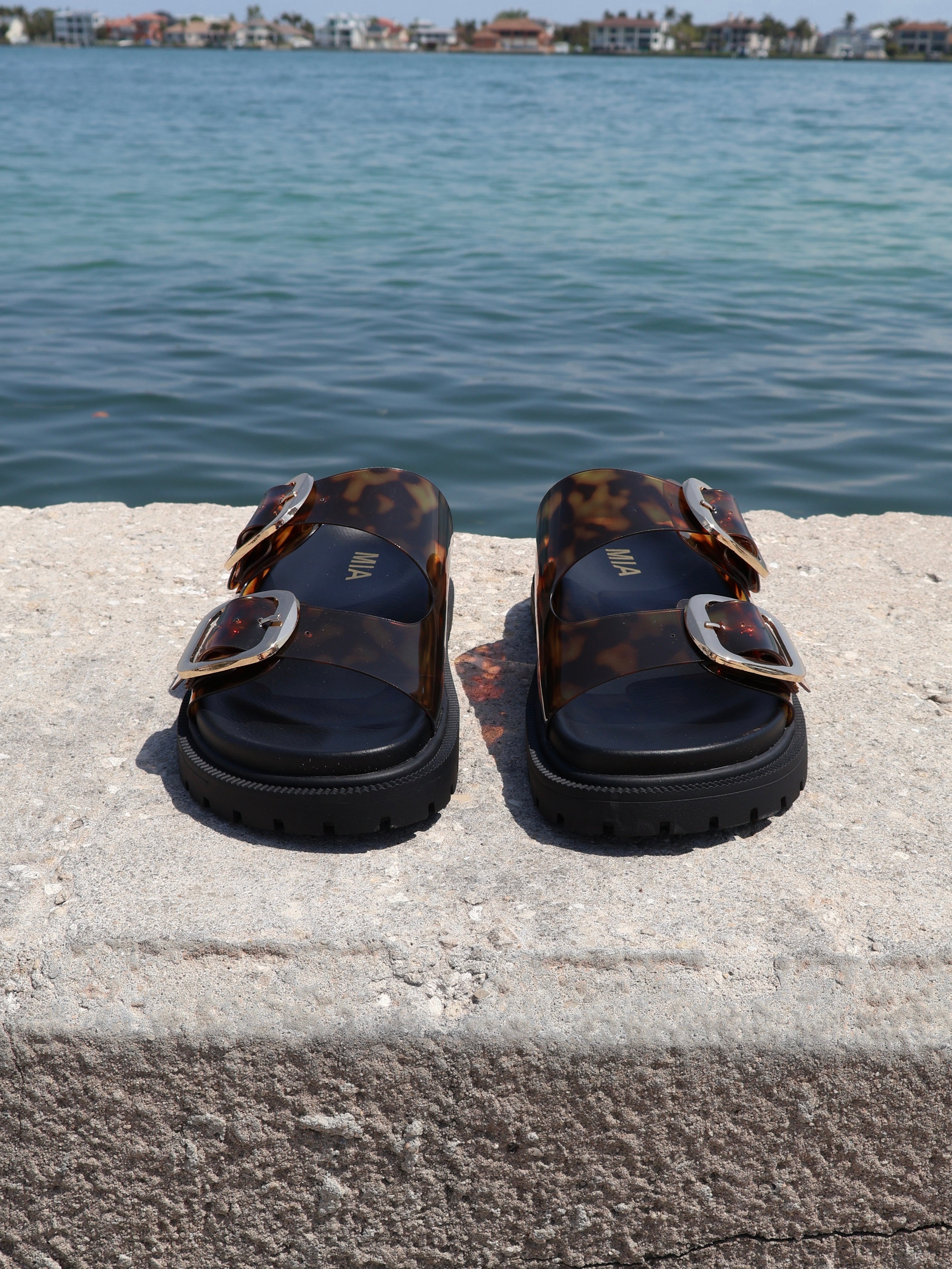 Gen Double Buckle Sandal Tortoise