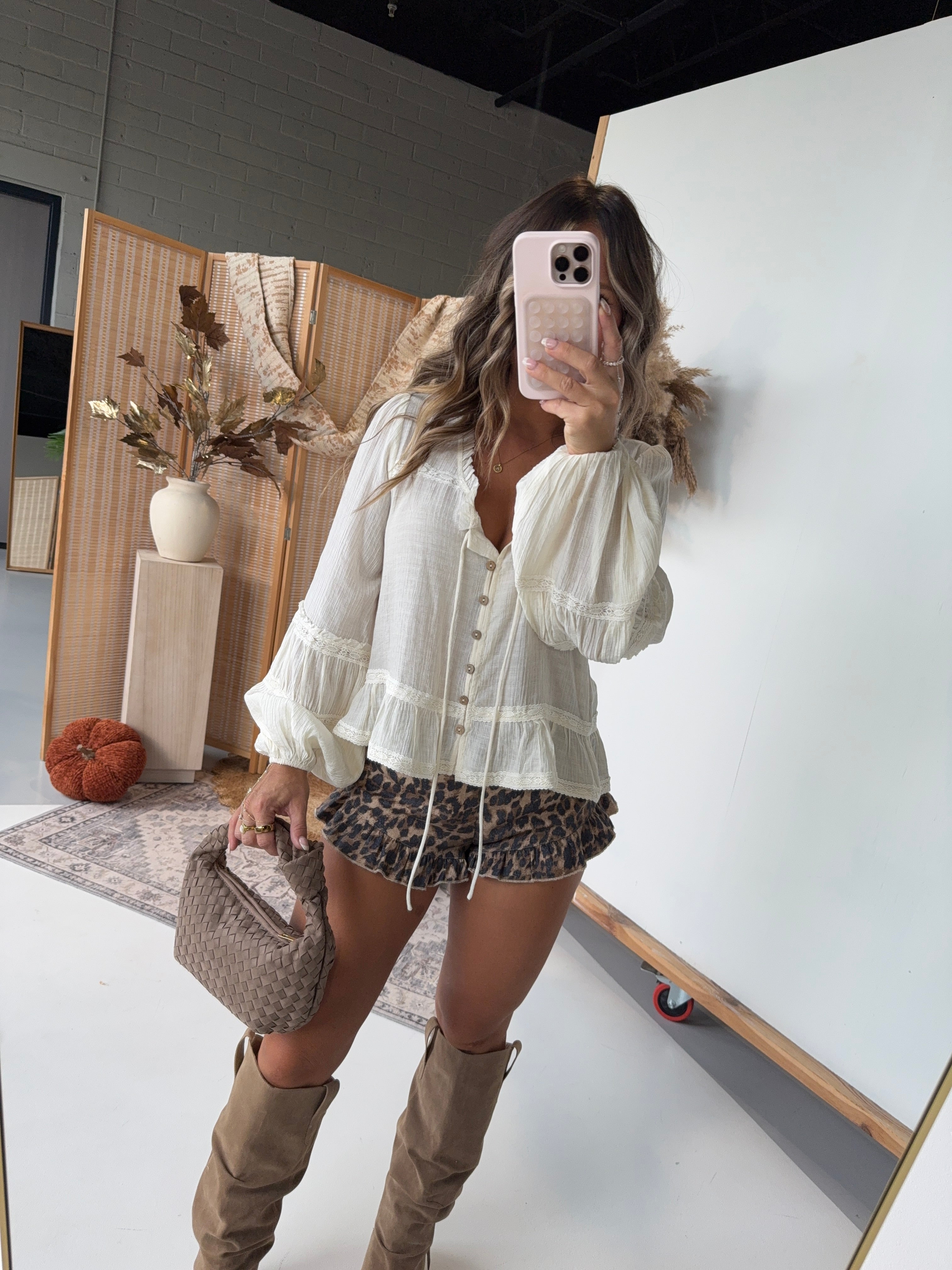 Ruffle My Feathers Shorts Leopard